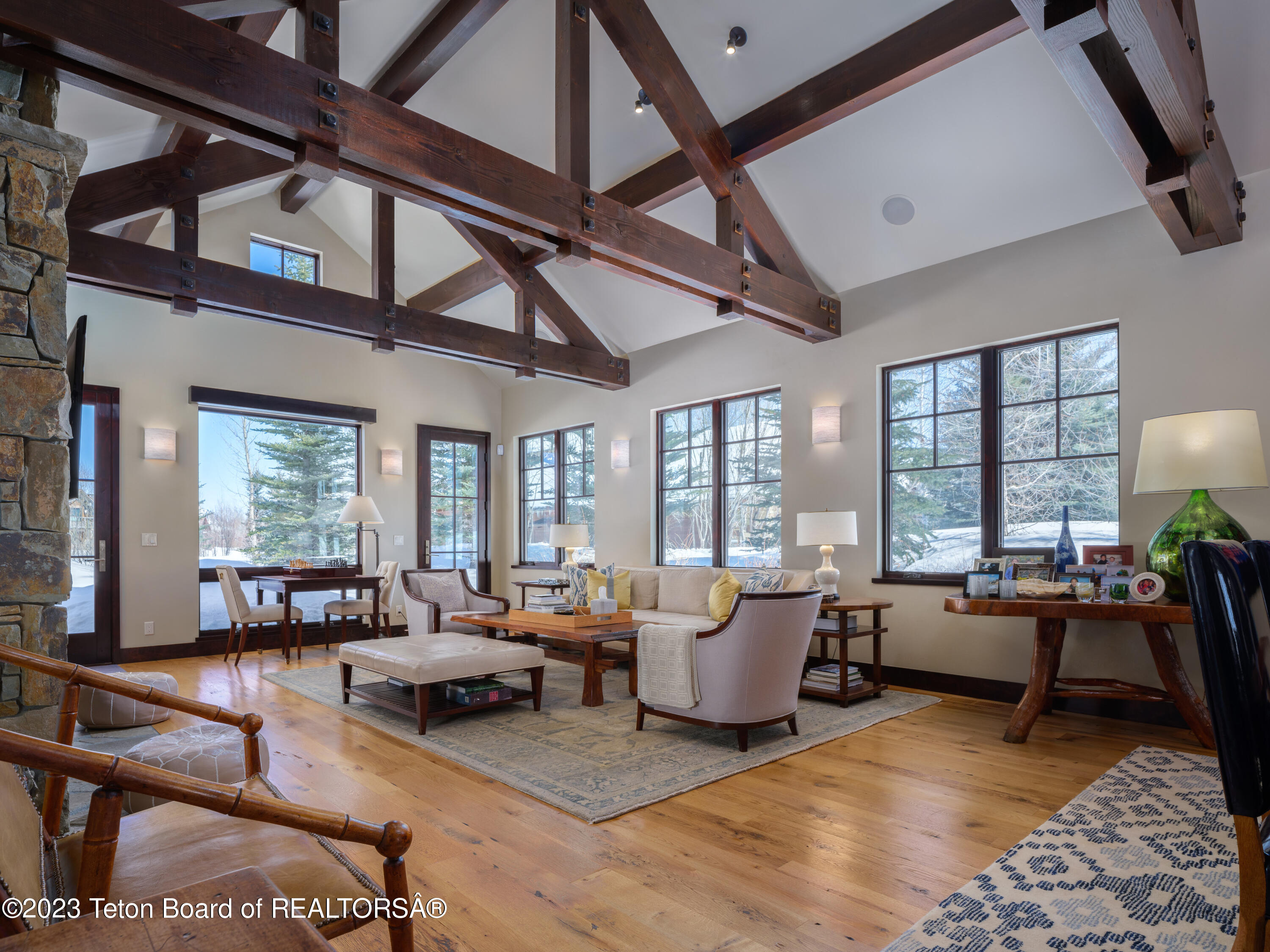 2755 SNOWSHOE Lane