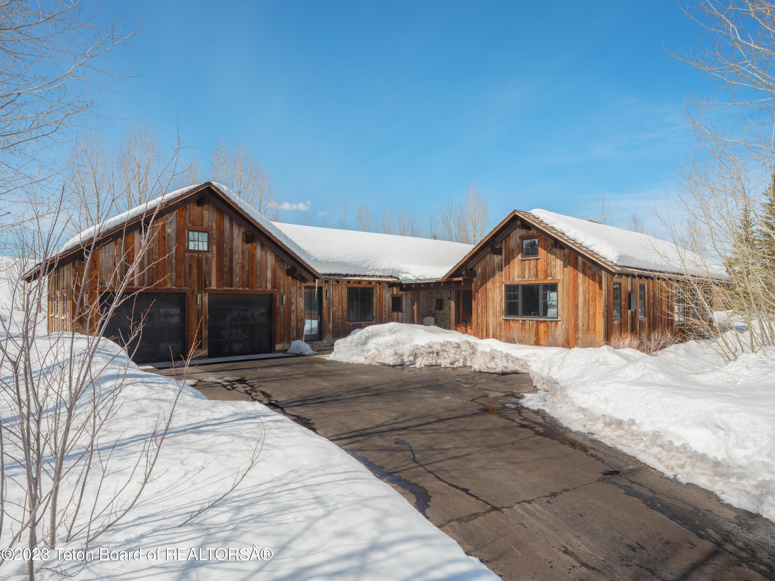 2755 SNOWSHOE Lane