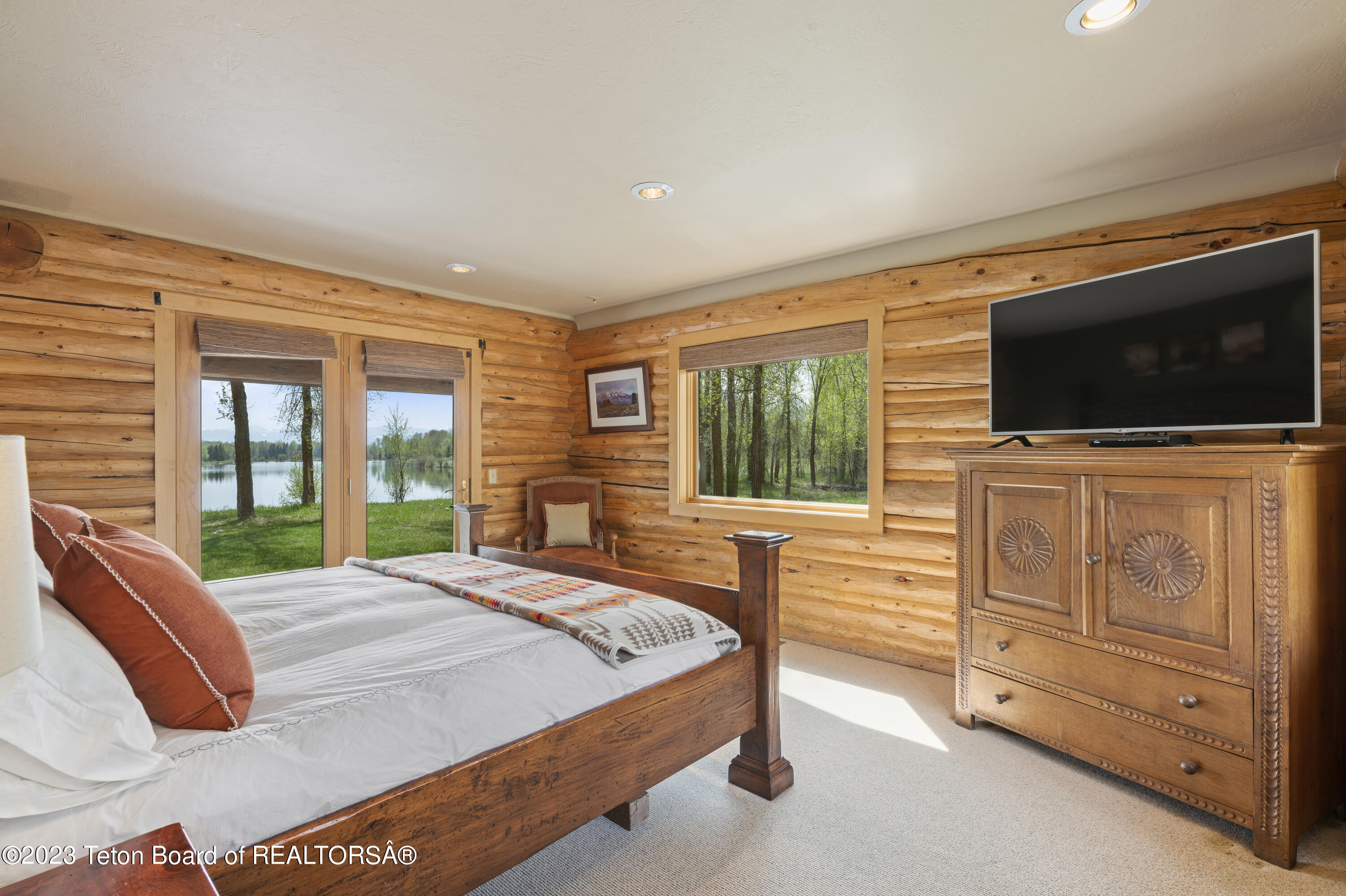 3190 W WILDERNESS Lane