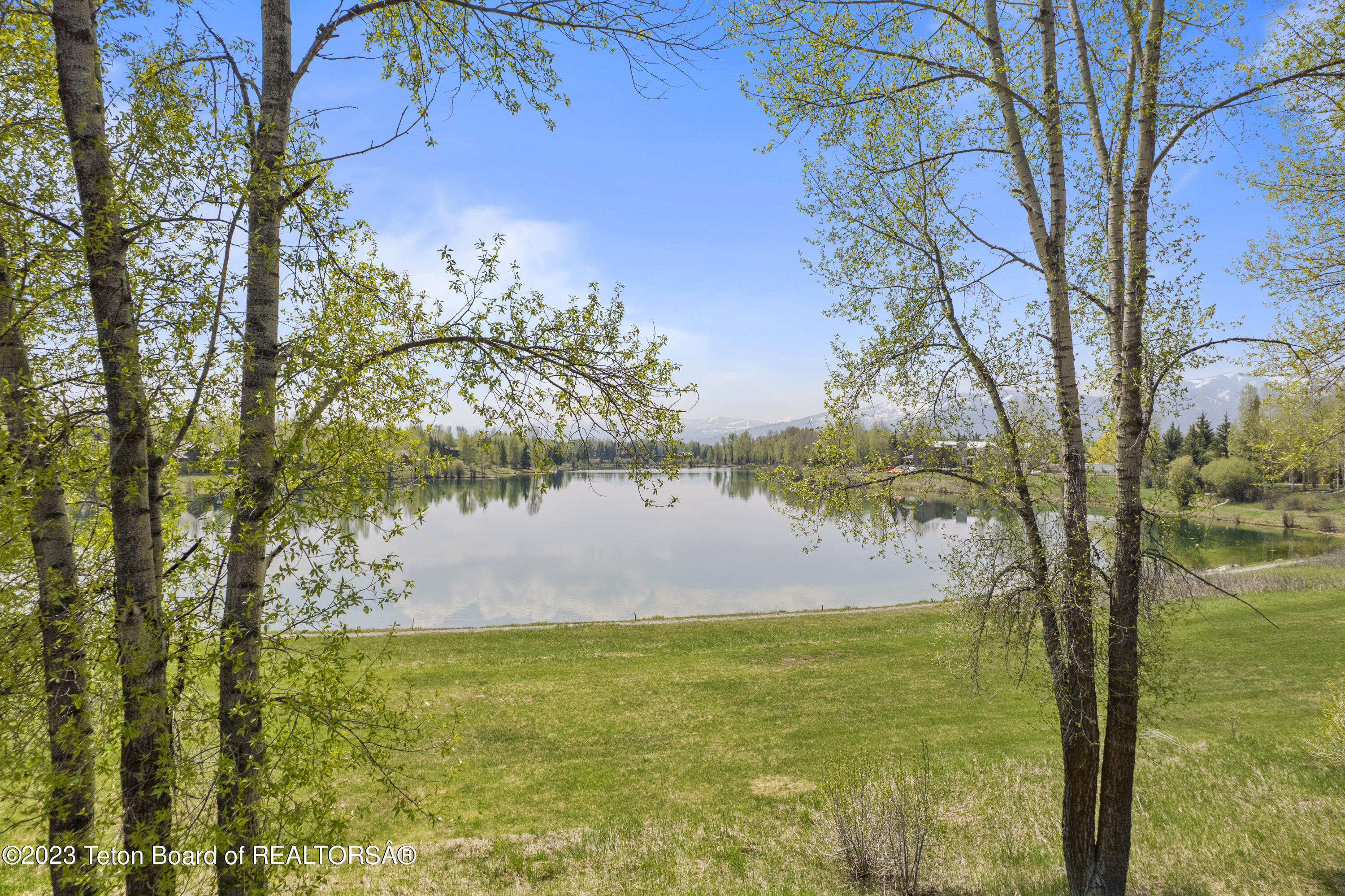 3190 W WILDERNESS Lane