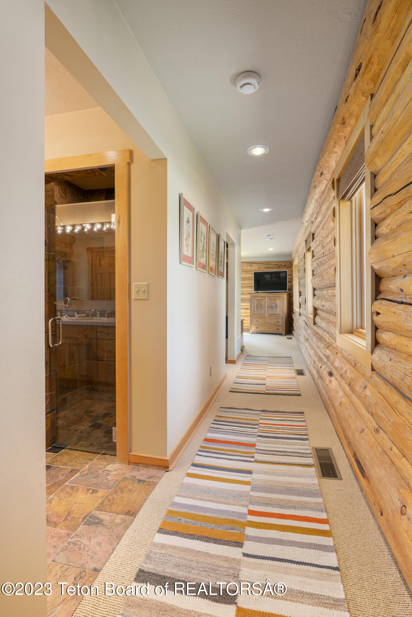 3190 W WILDERNESS Lane