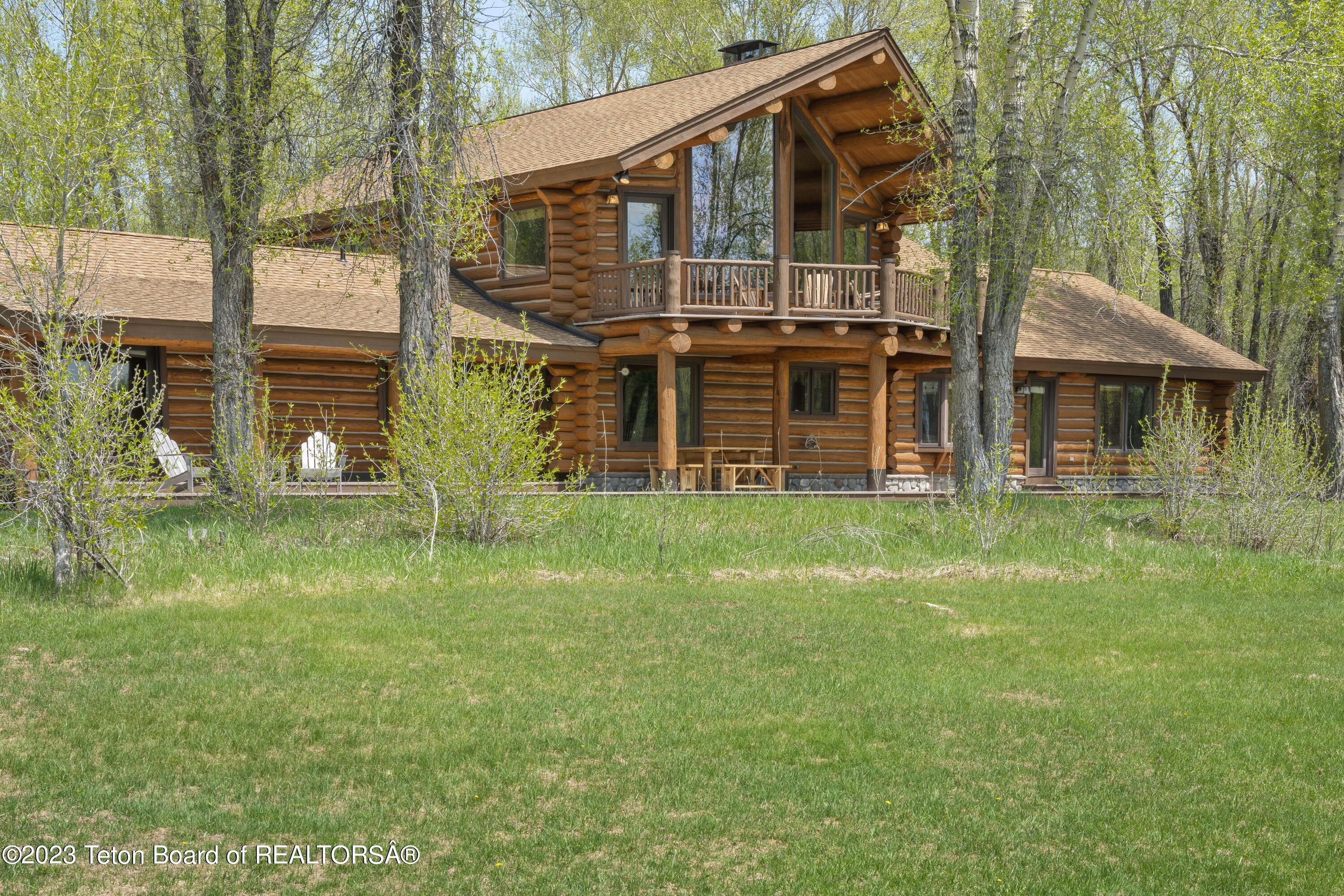 3190 W WILDERNESS Lane