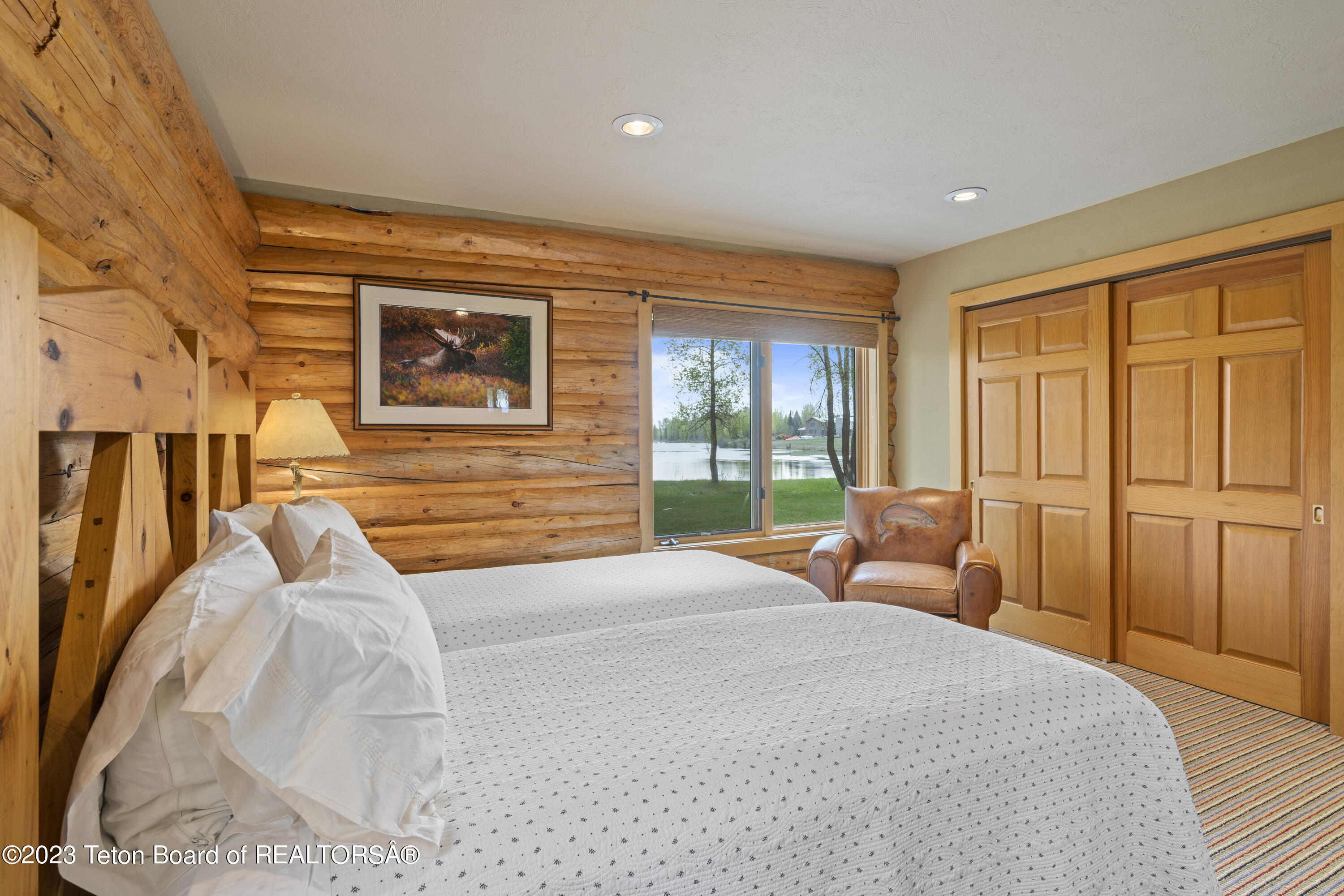 3190 W WILDERNESS Lane
