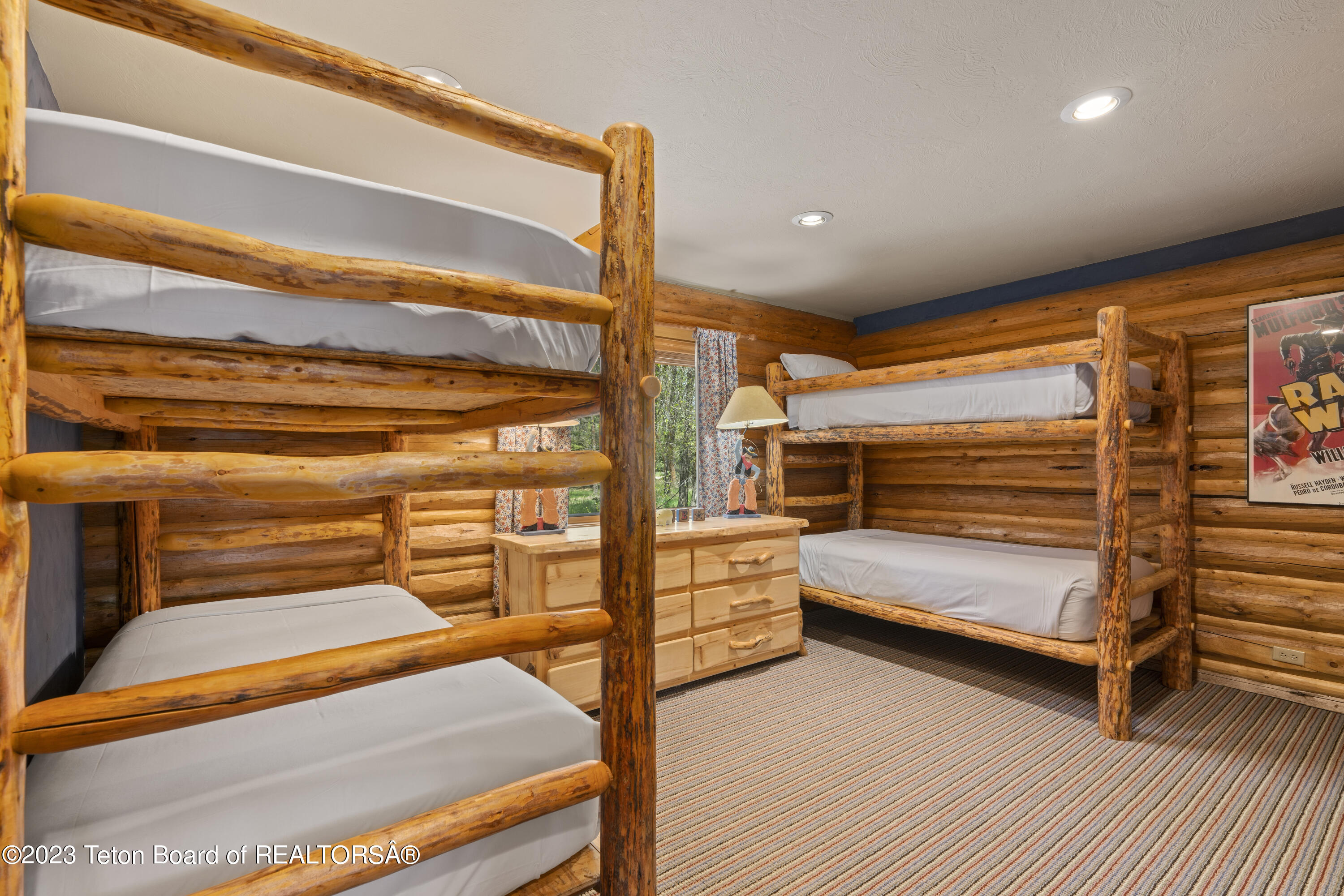 3190 W WILDERNESS Lane