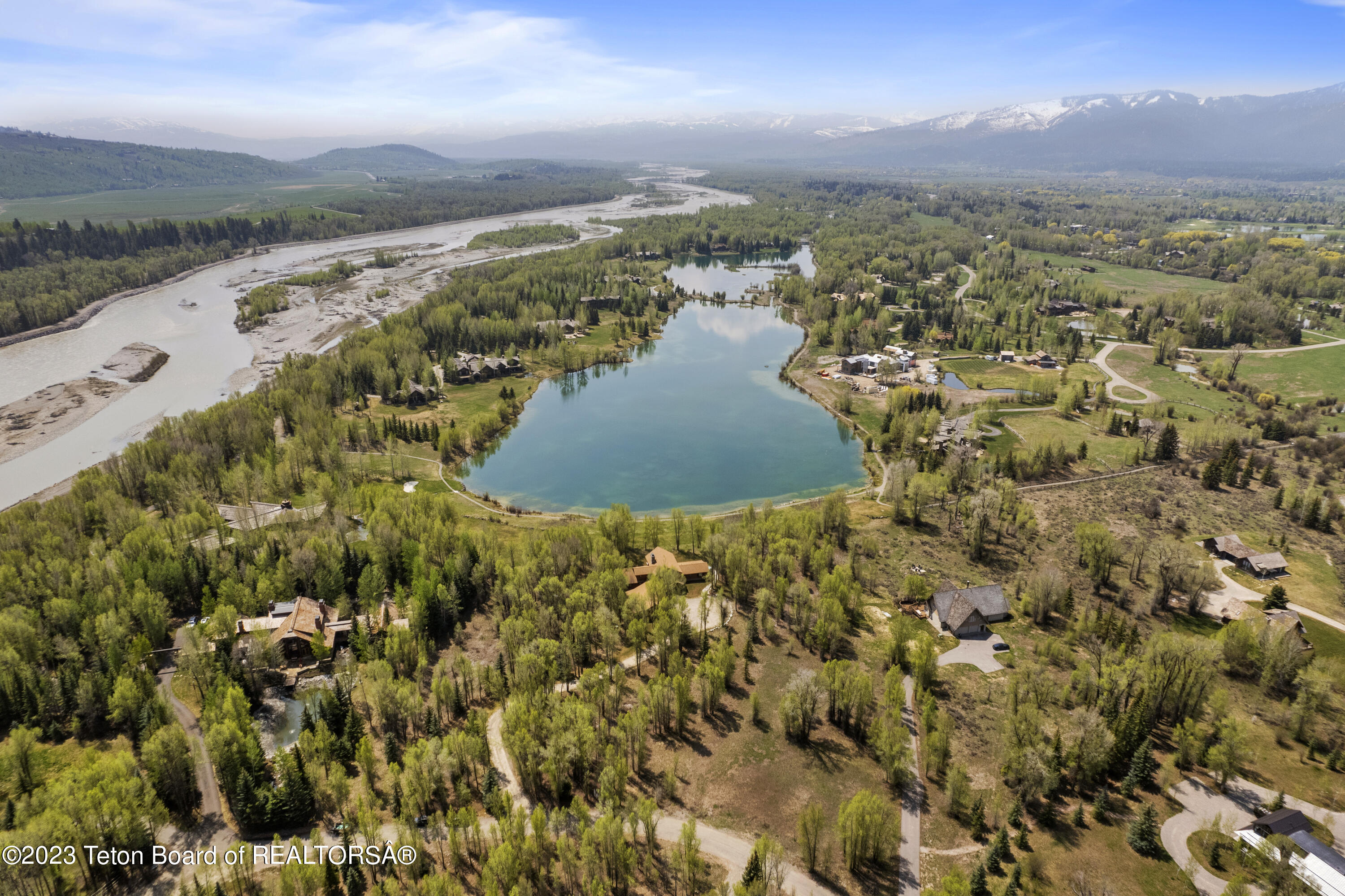 3190 W WILDERNESS Lane
