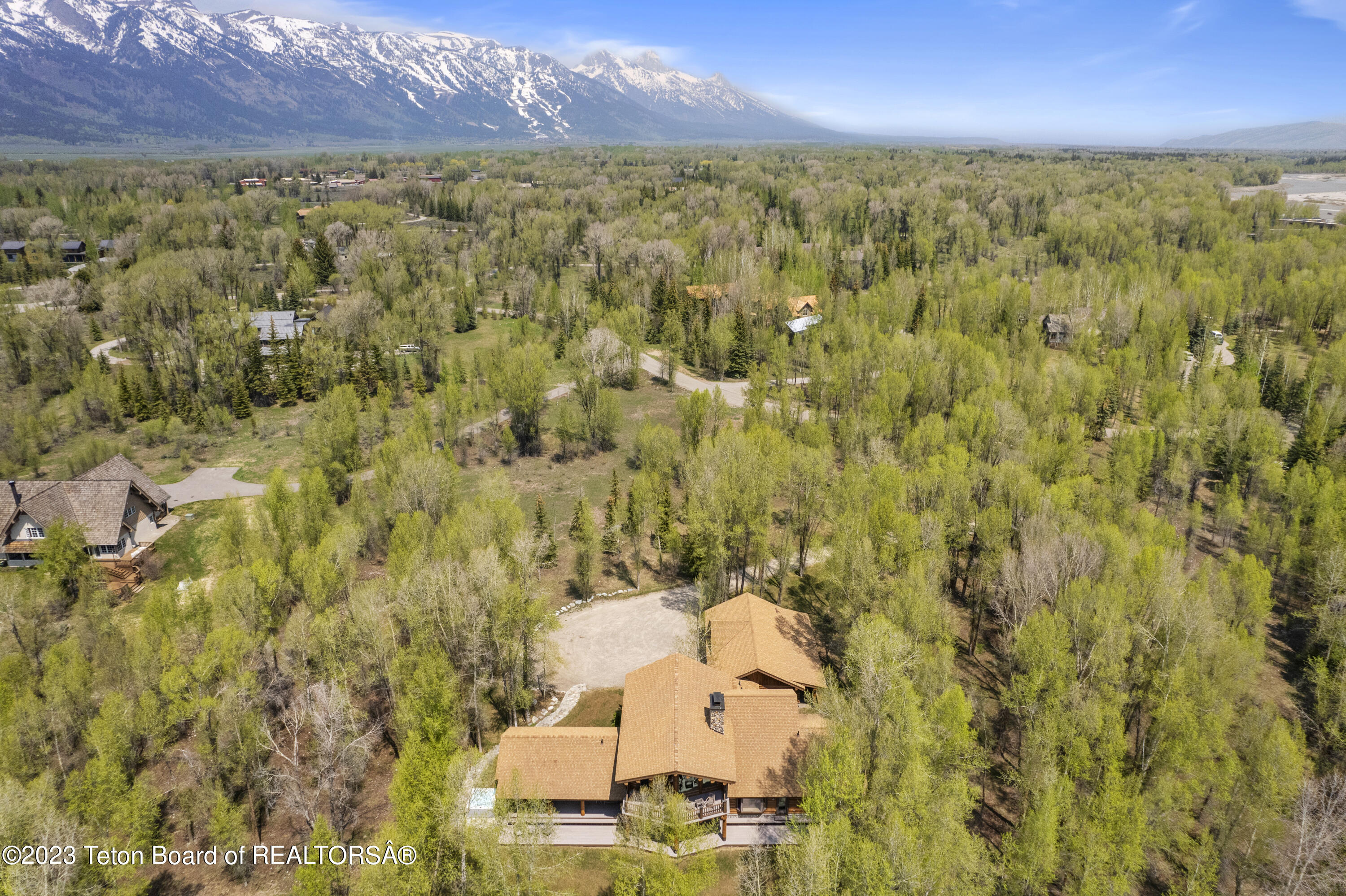 3190 W WILDERNESS Lane
