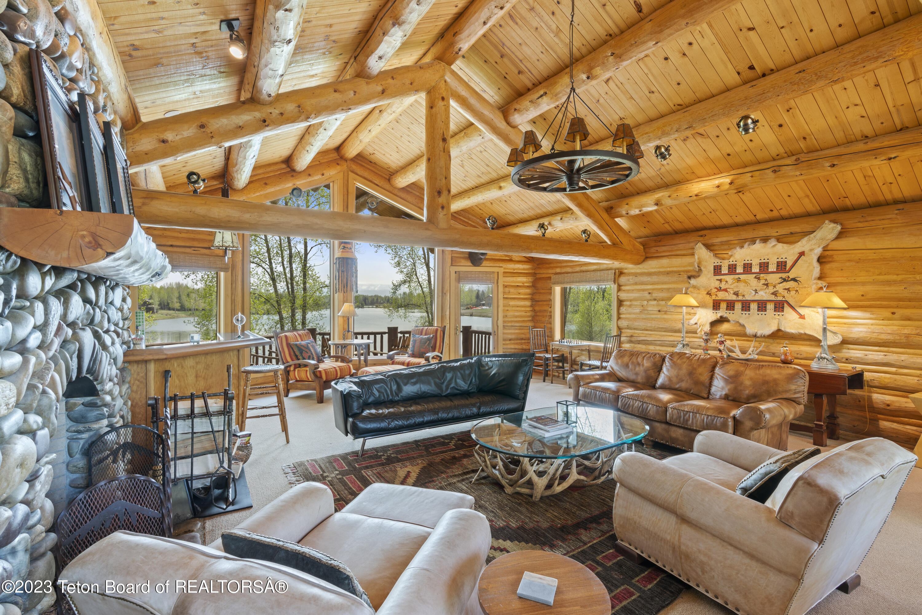 3190 W WILDERNESS Lane