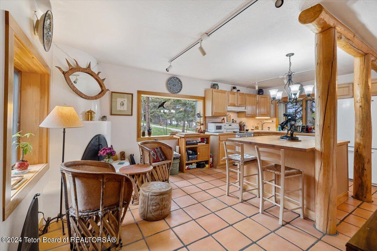 3925 N ELK VIEW TERRACE