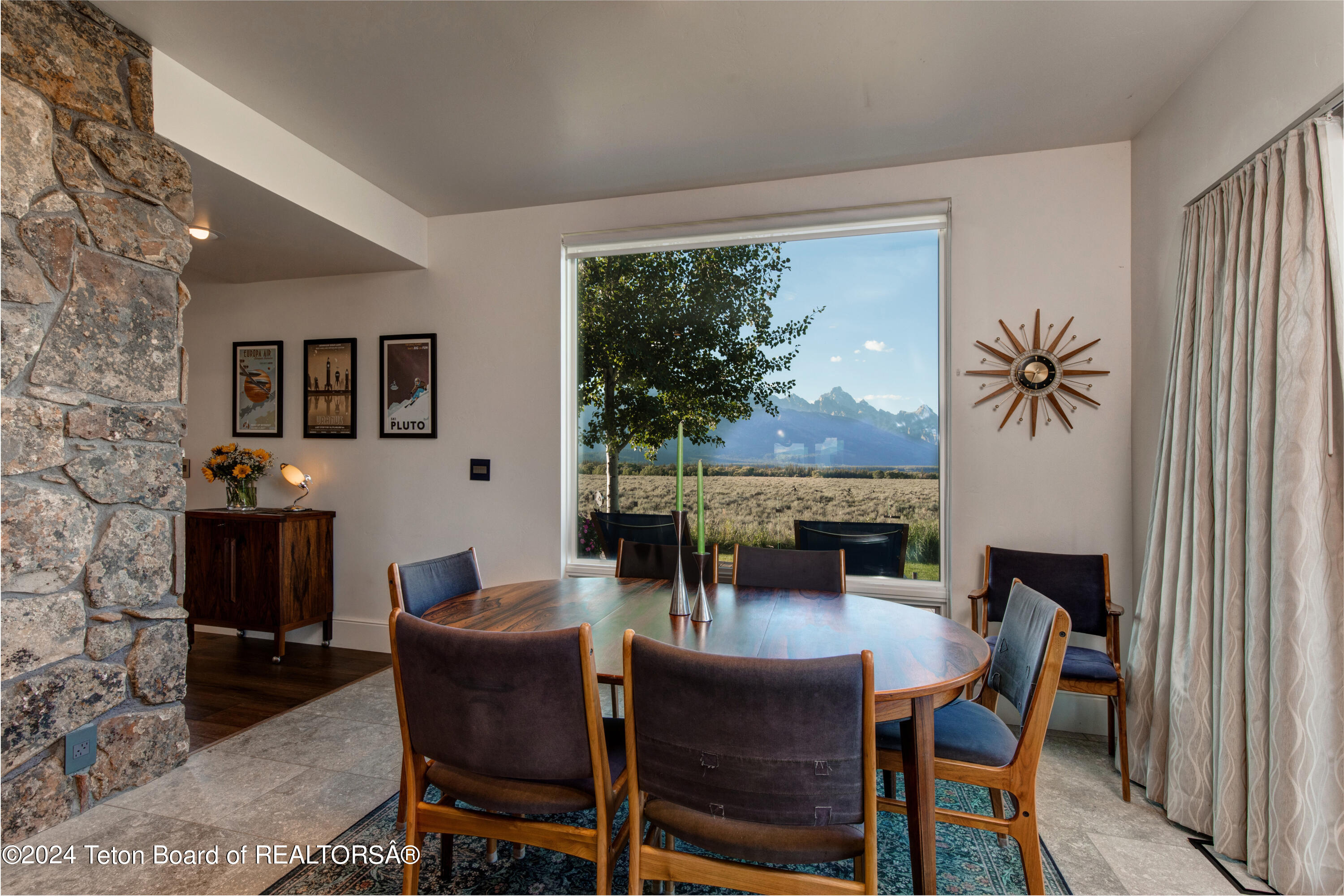 8705 N CENTENNIAL Drive