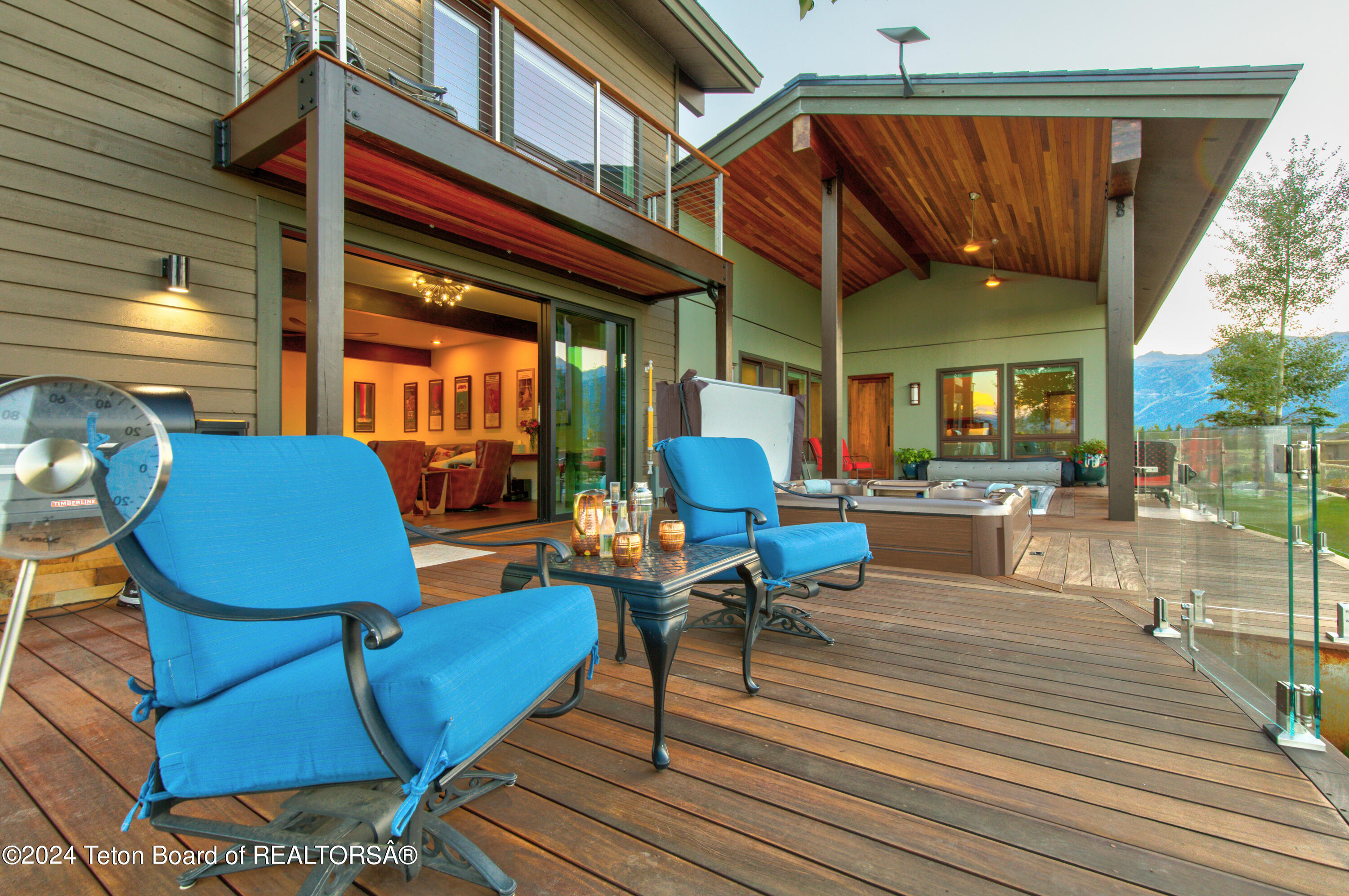 8705 N CENTENNIAL Drive