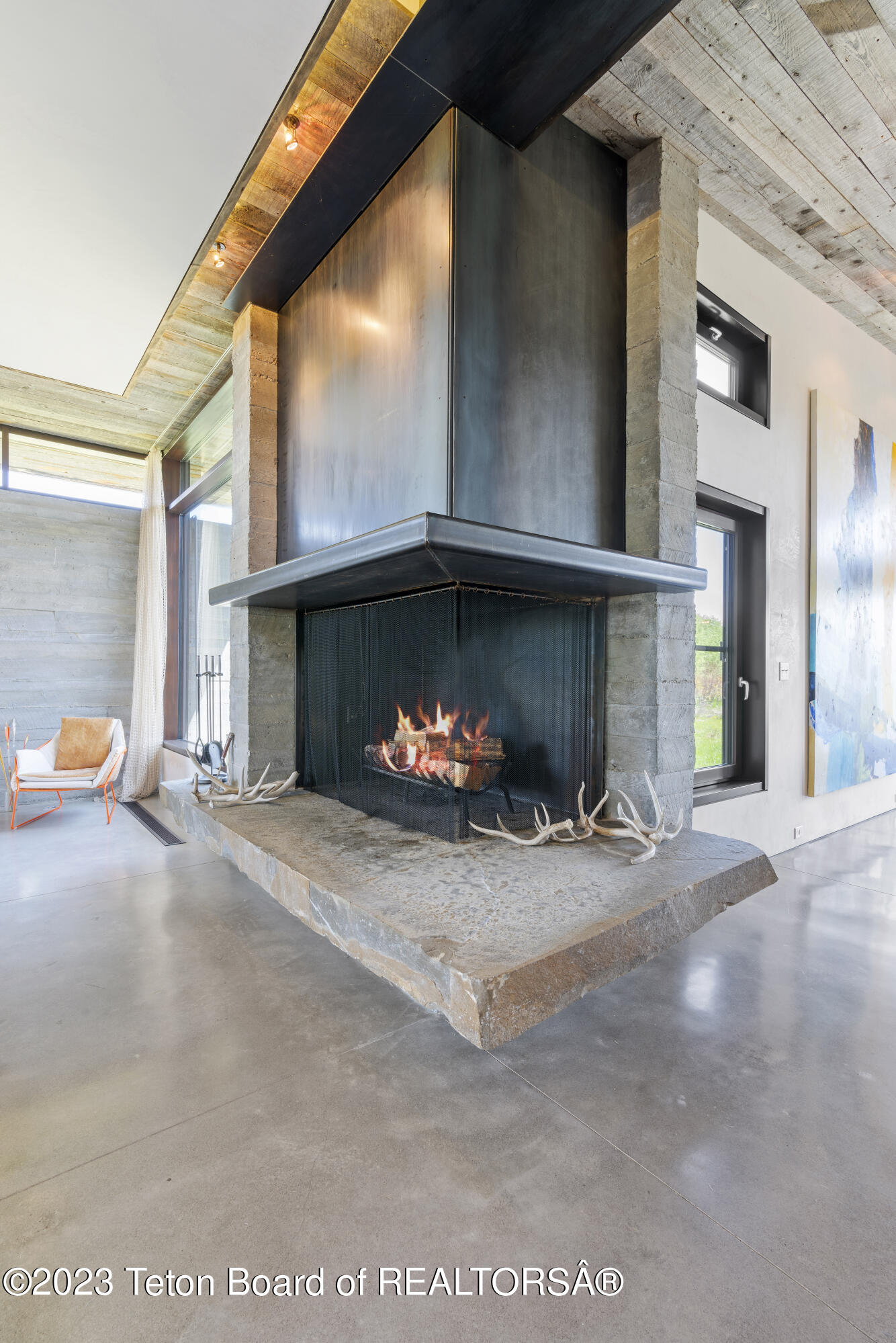 2520 TRADER Road