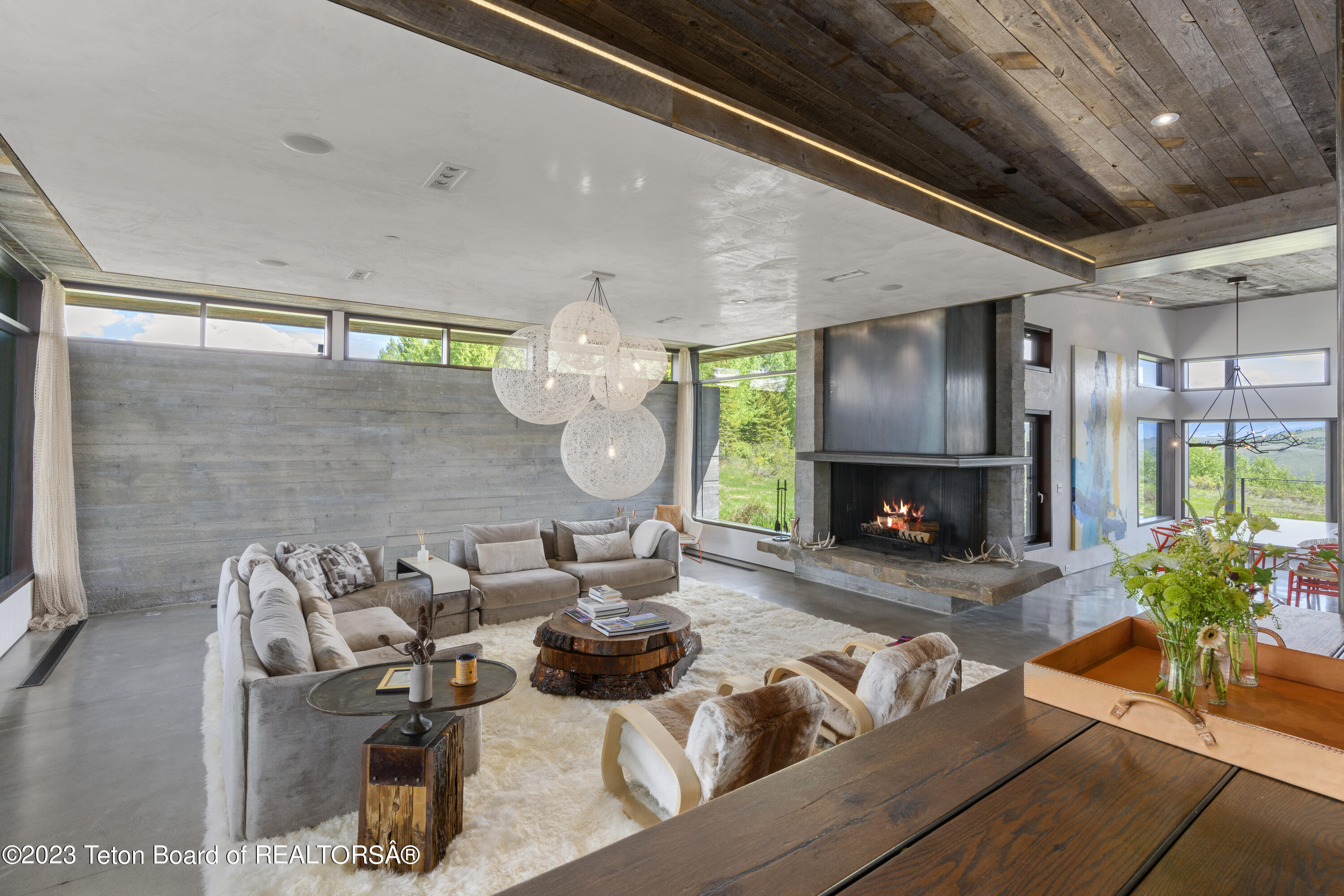 2520 TRADER Road