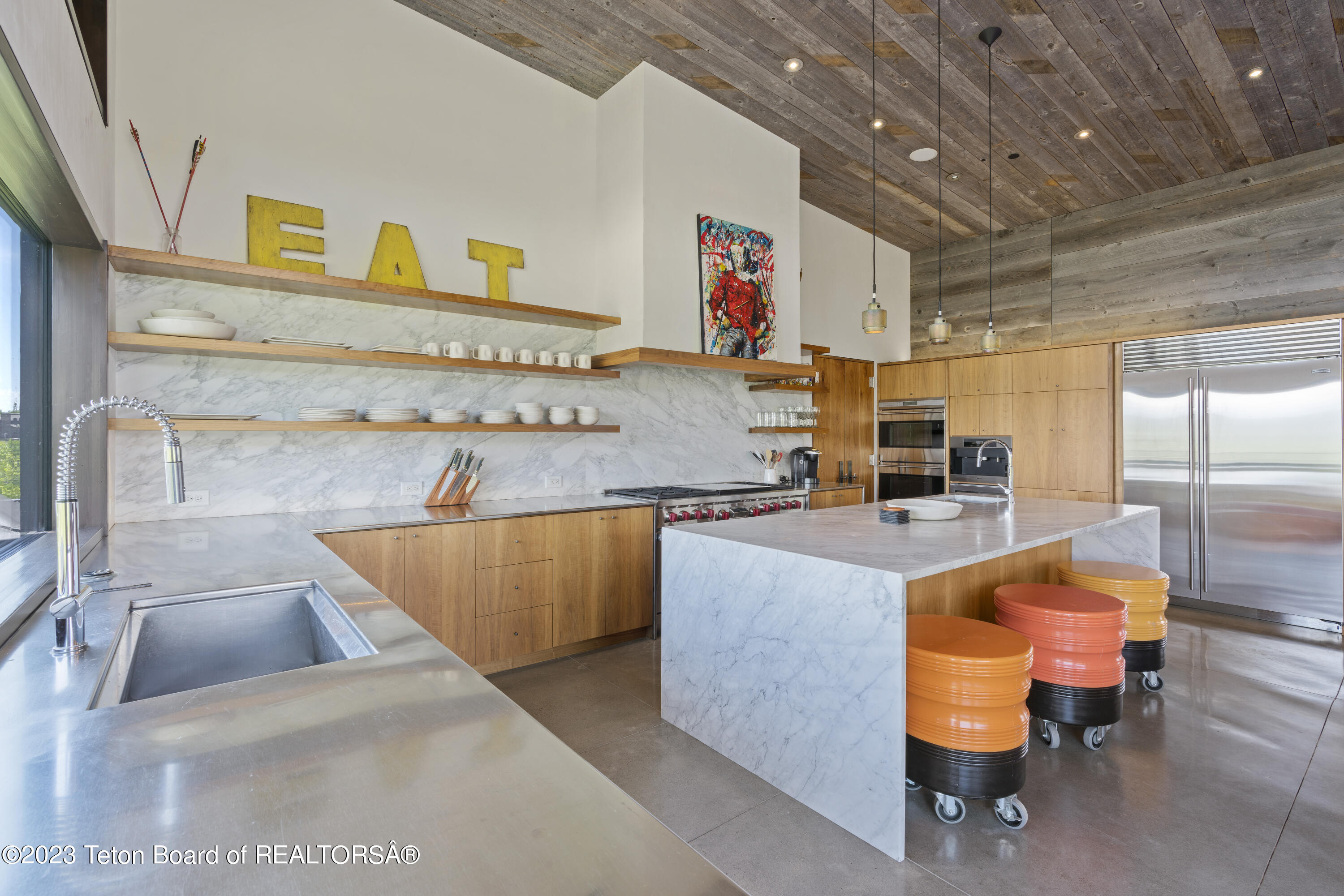 2520 TRADER Road