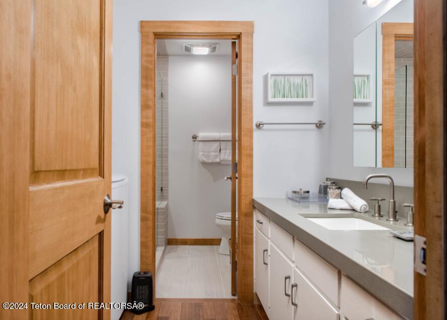 4425 BERRY Drive, 37-1-2