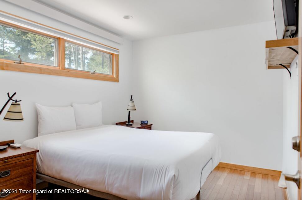 4425 BERRY Drive, 37-1-2