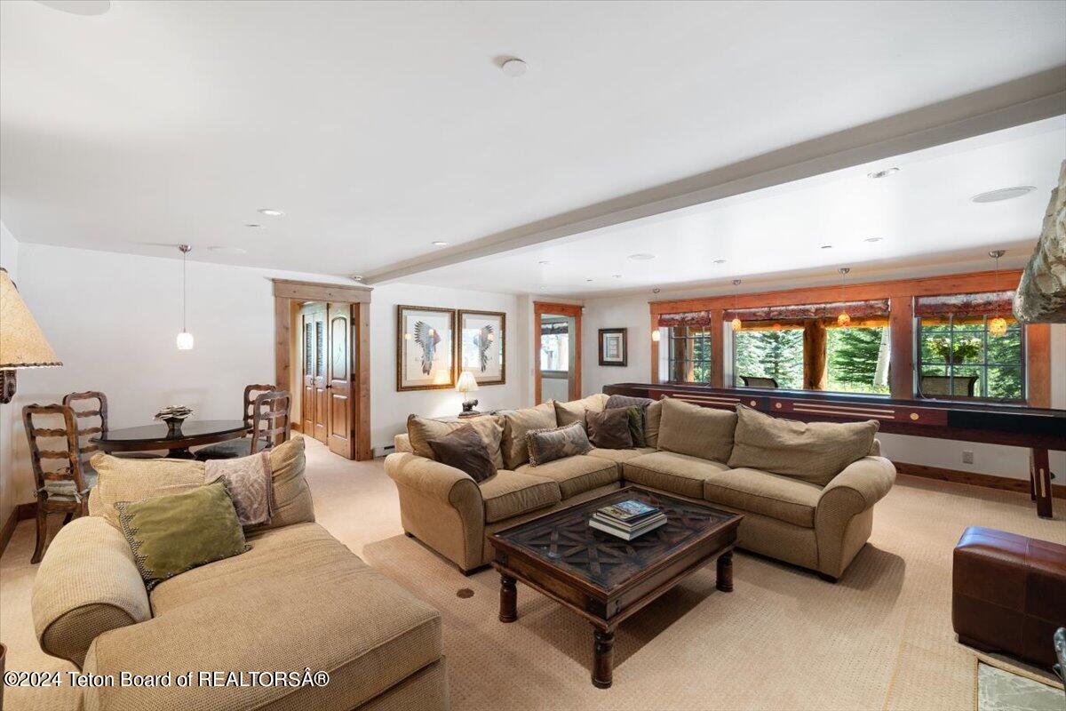 4350 W BRONCO Road
