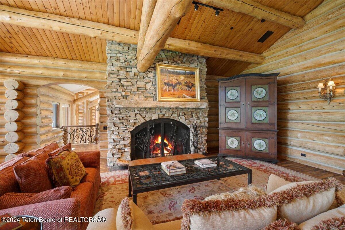 4350 W BRONCO Road