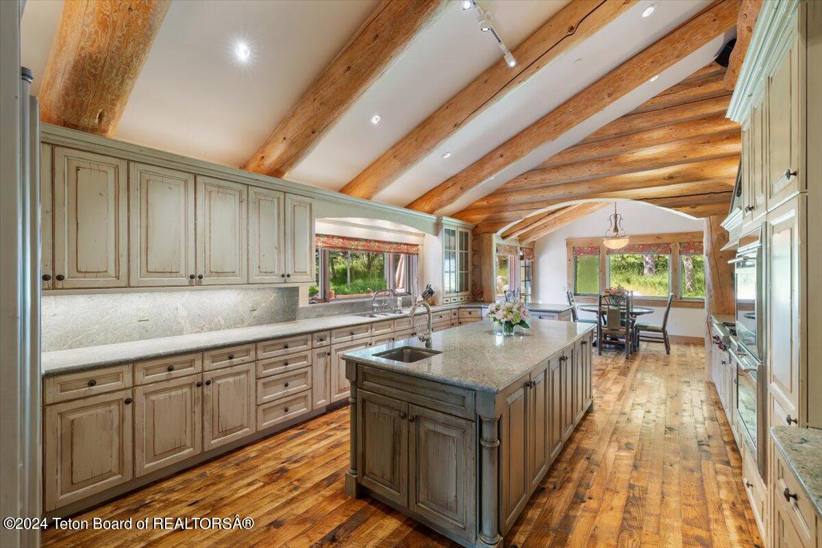 4350 W BRONCO Road