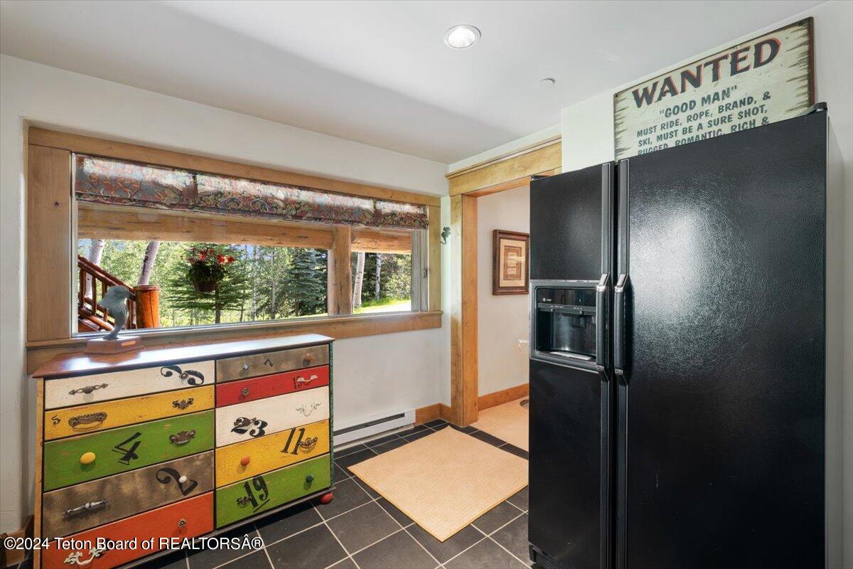 4350 W BRONCO Road