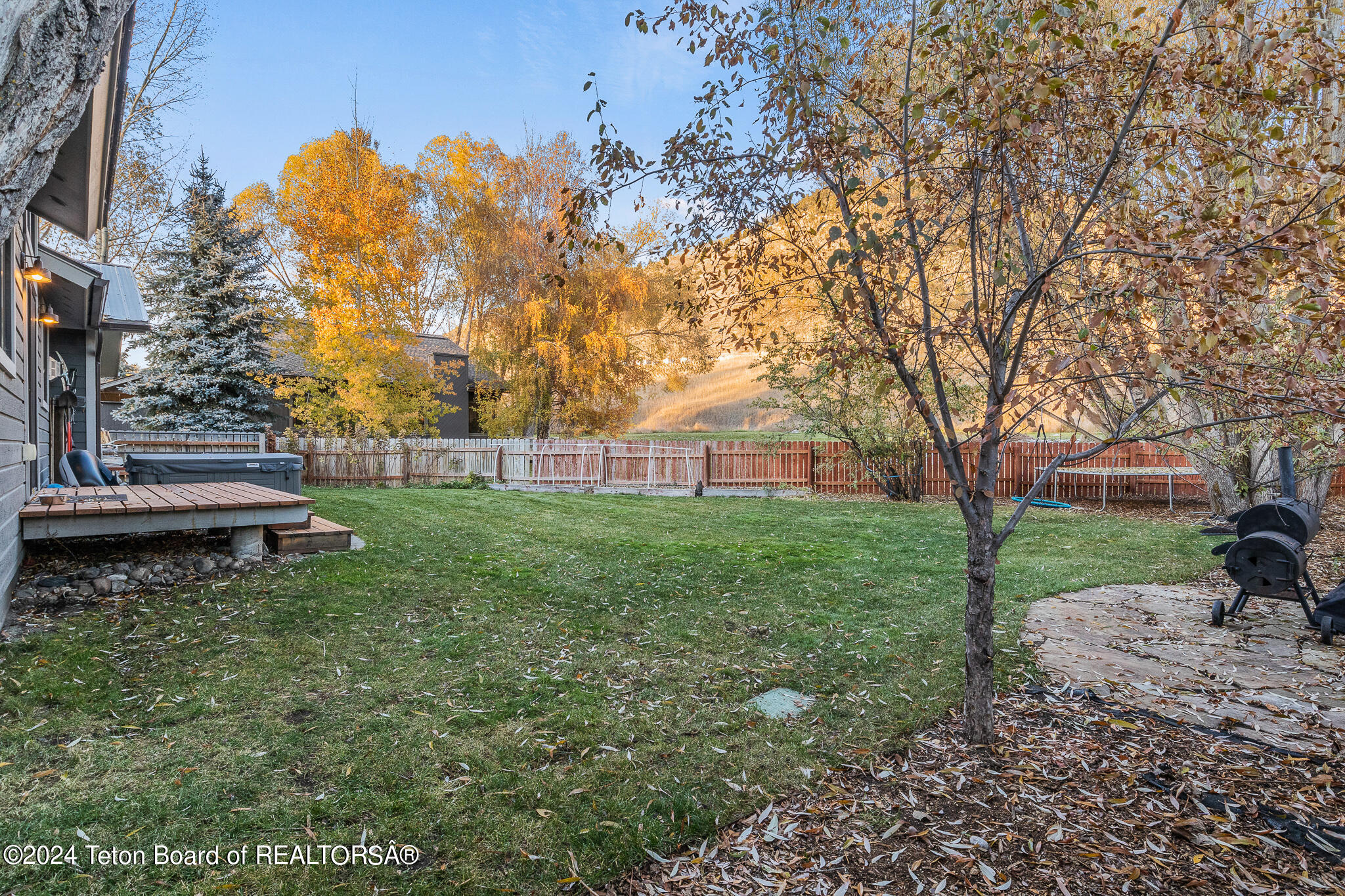 1200 W FRESNO Drive