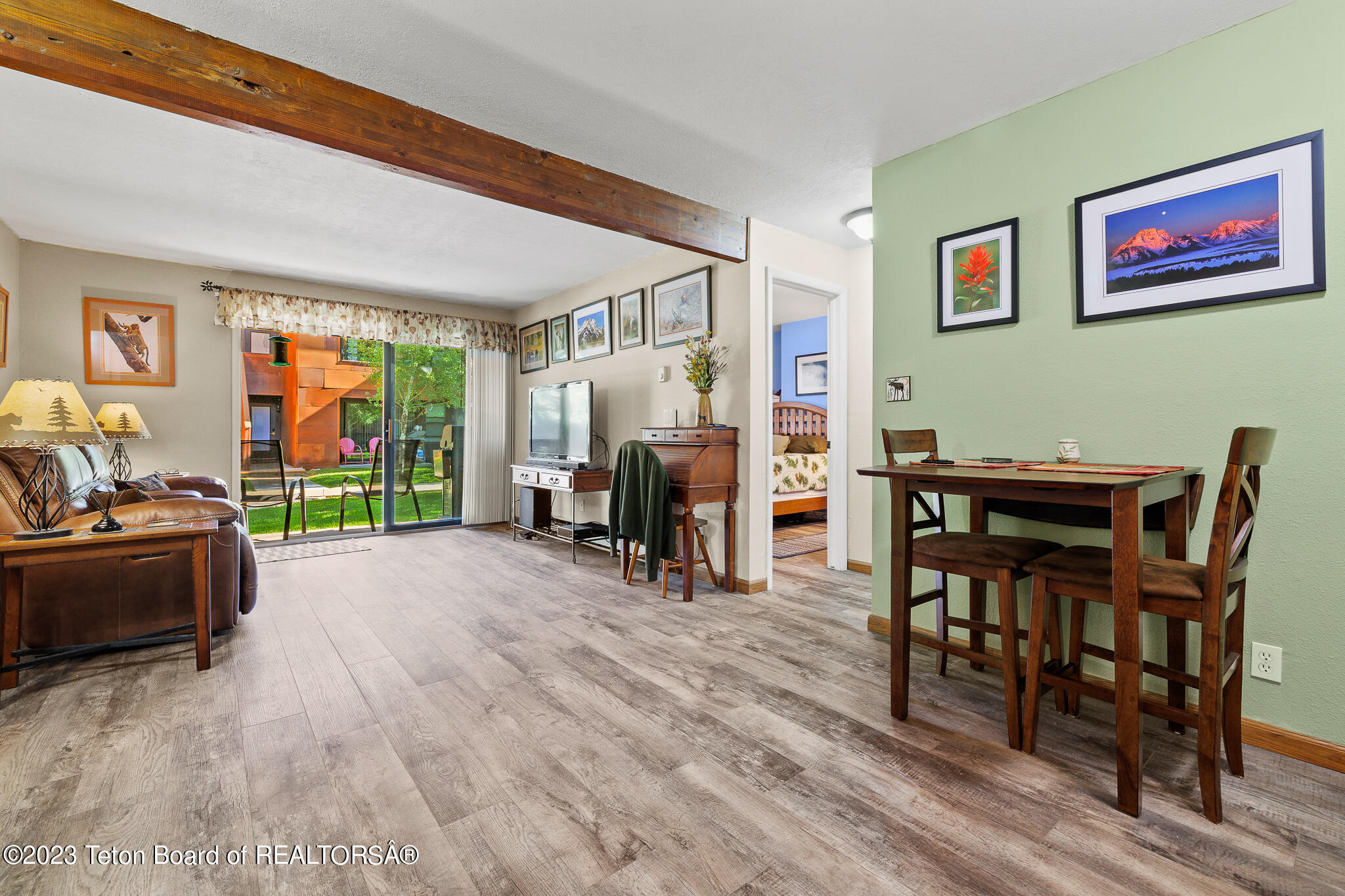 355 W DELONEY Avenue, B-13