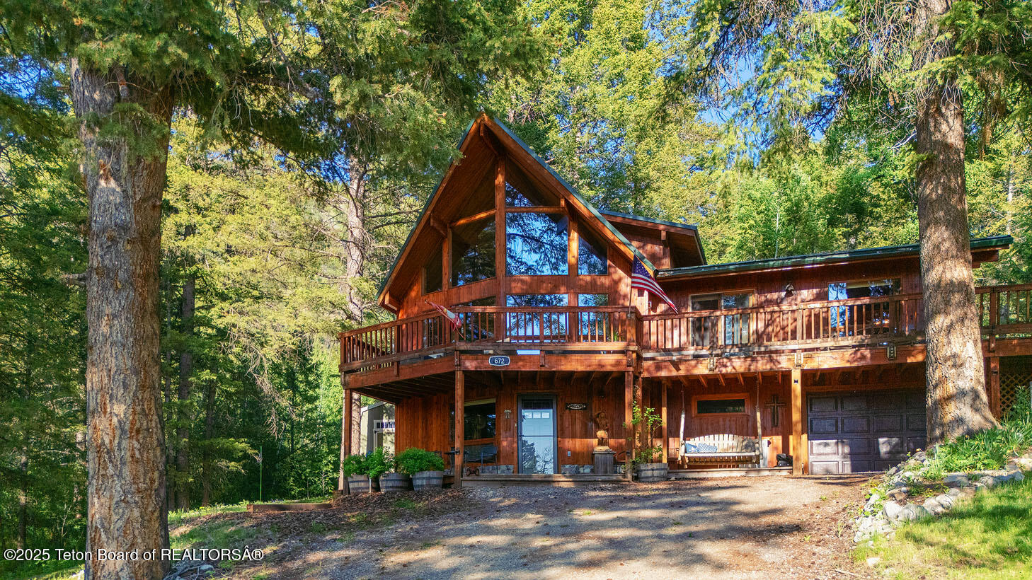 672 SPRUCE DRIVE
