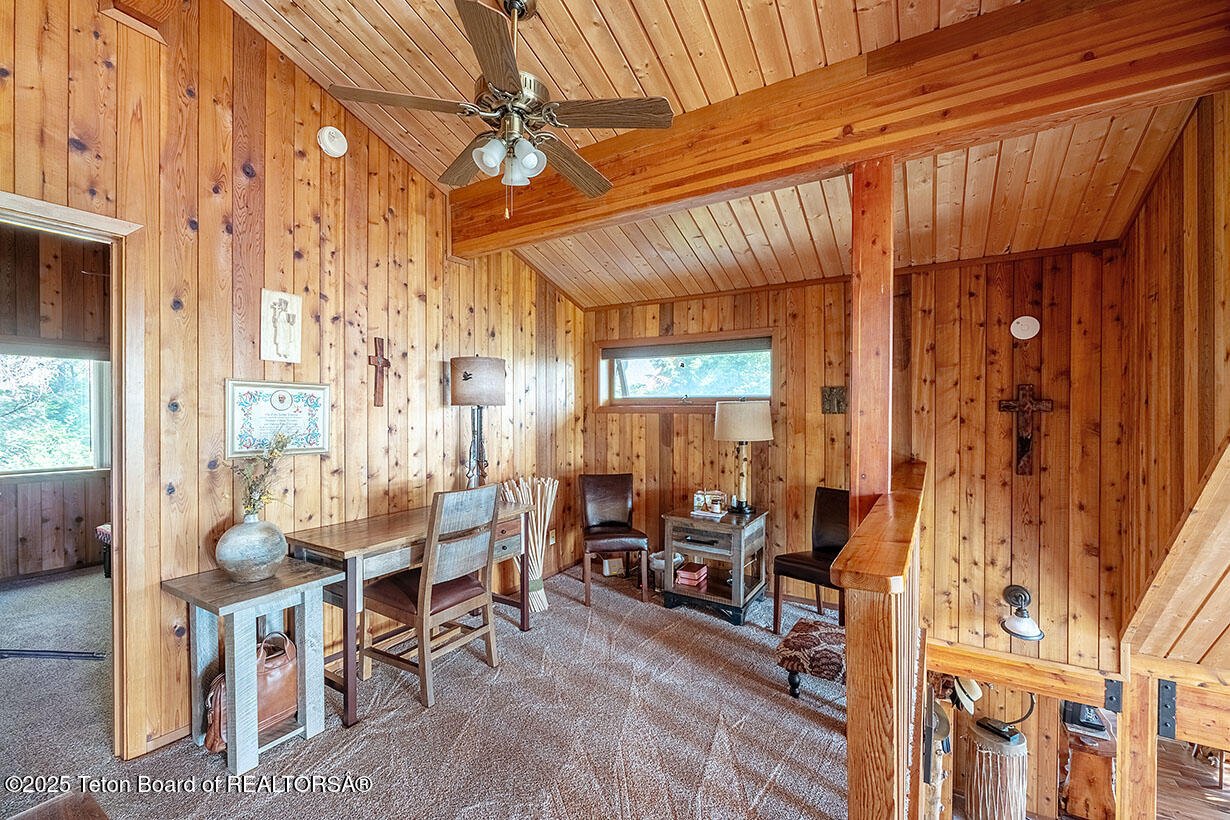 672 SPRUCE DRIVE