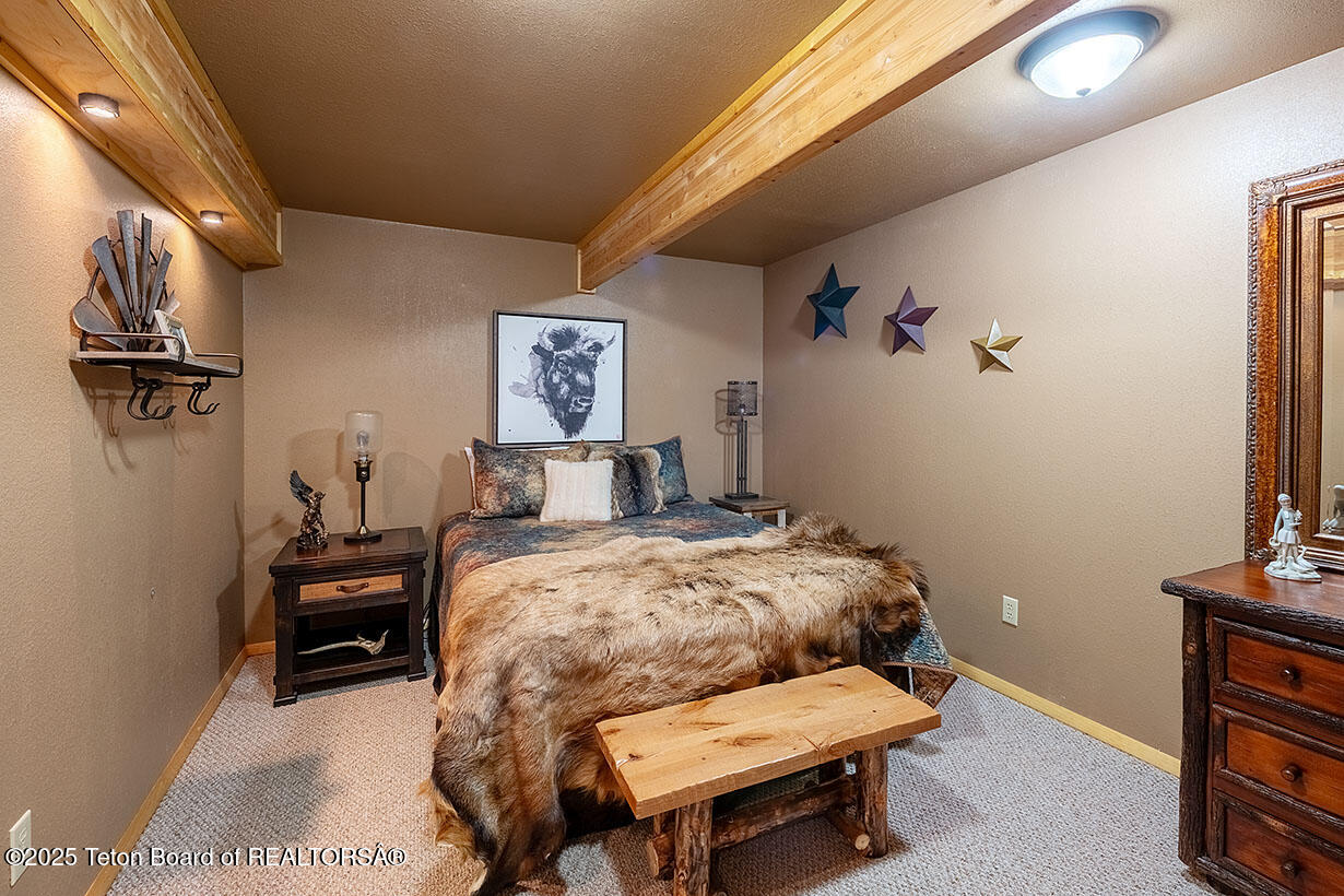 672 SPRUCE DRIVE
