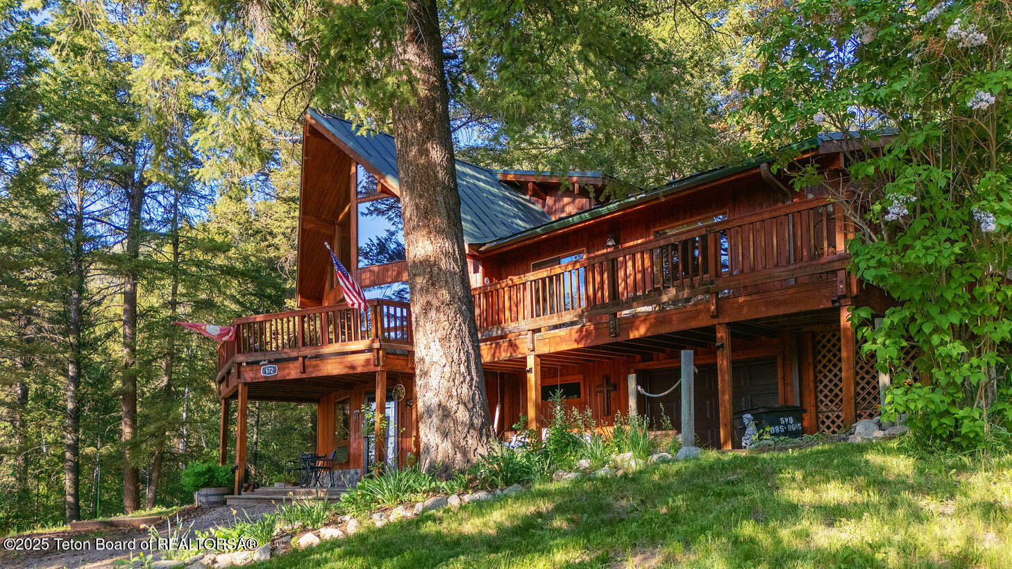 672 SPRUCE DRIVE