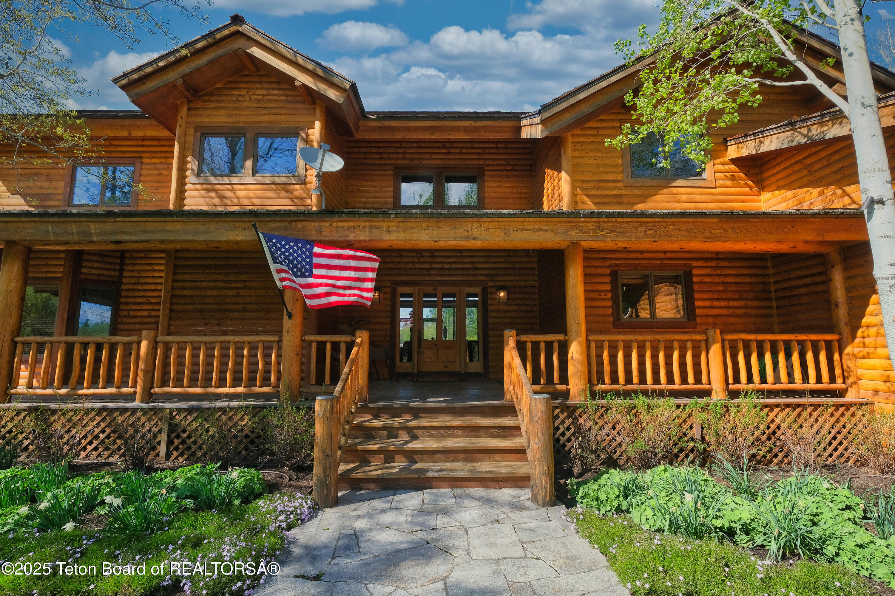 590 S SANDHILL CRANE Road