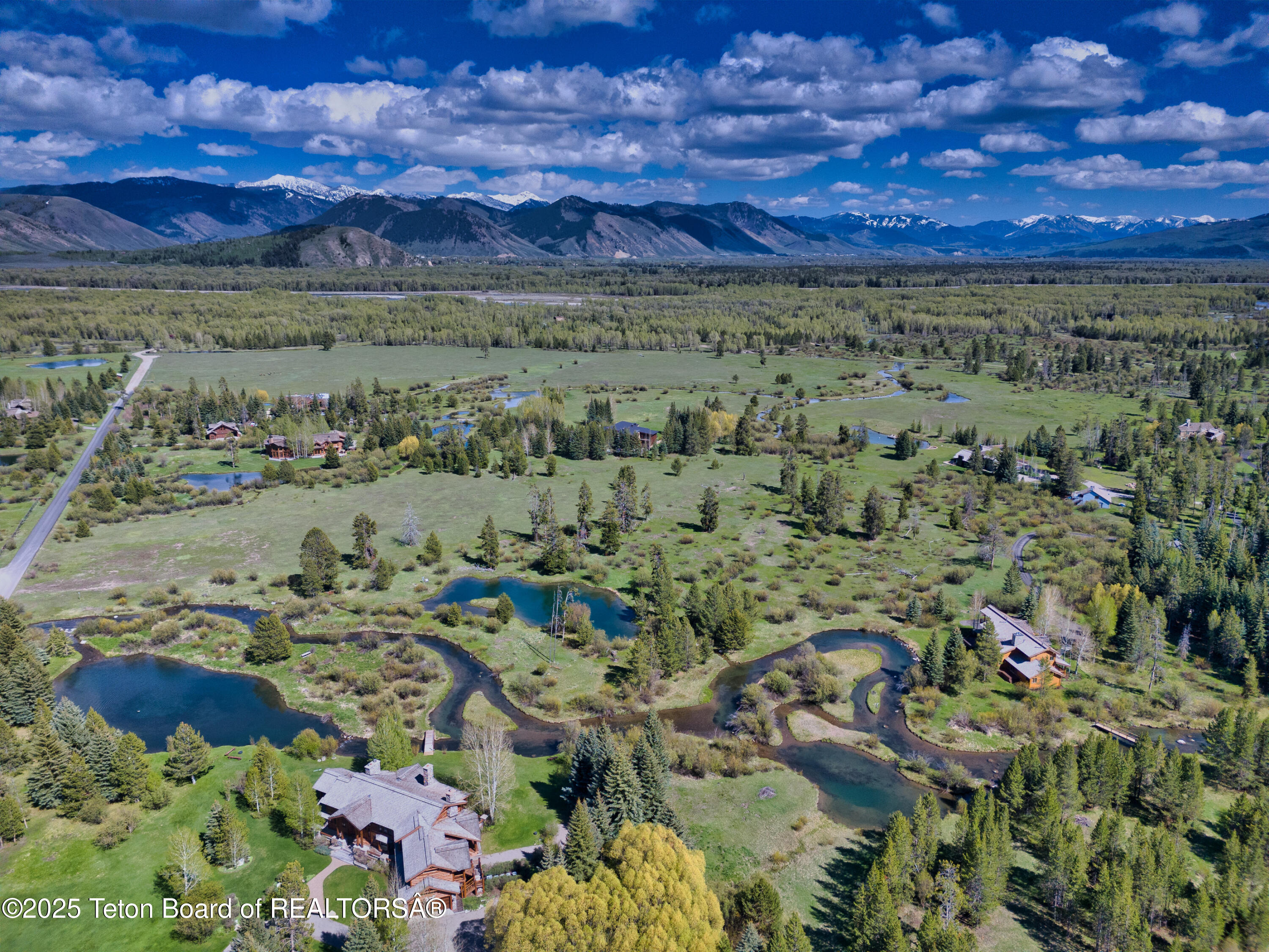 590 S SANDHILL CRANE Road