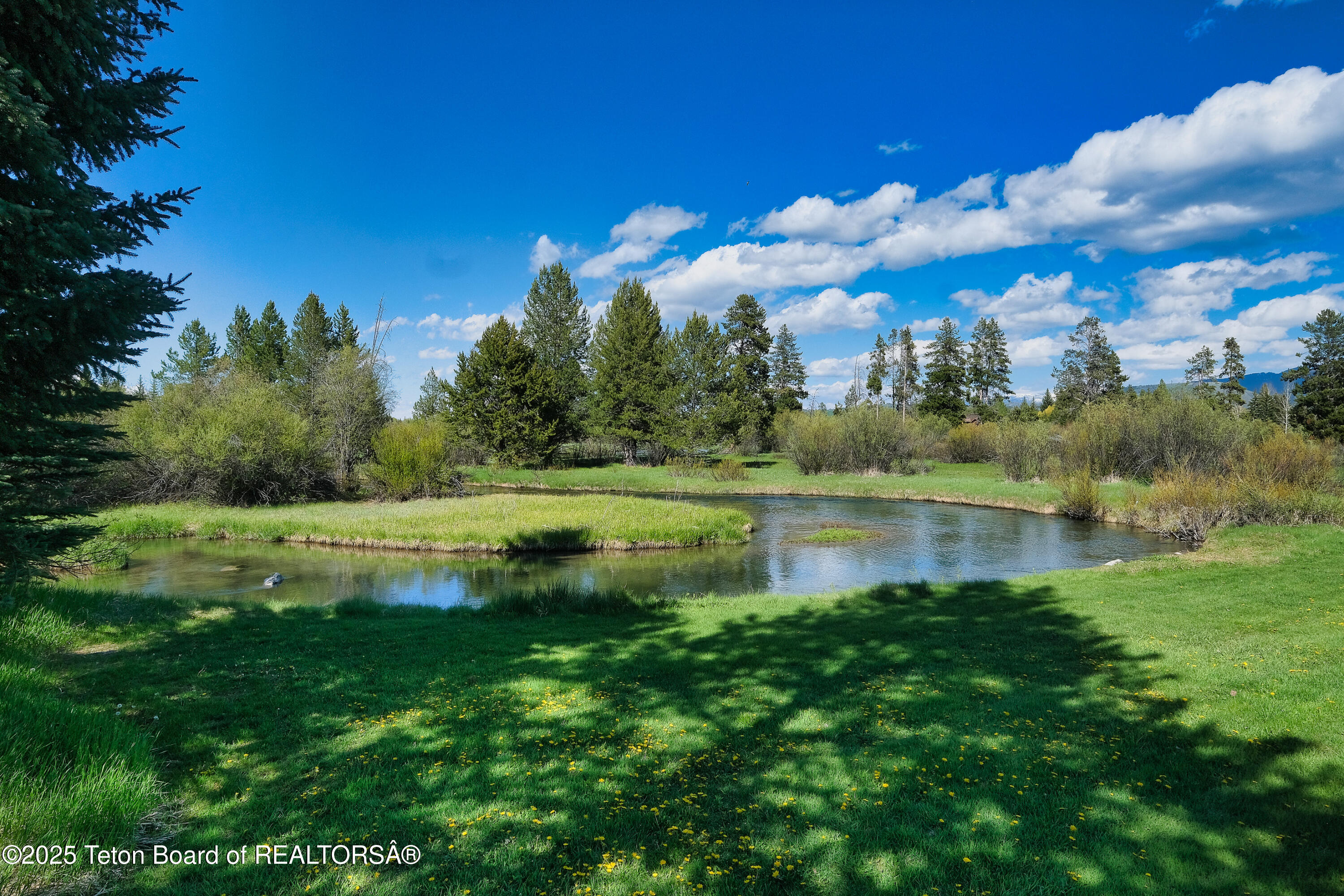 590 S SANDHILL CRANE Road