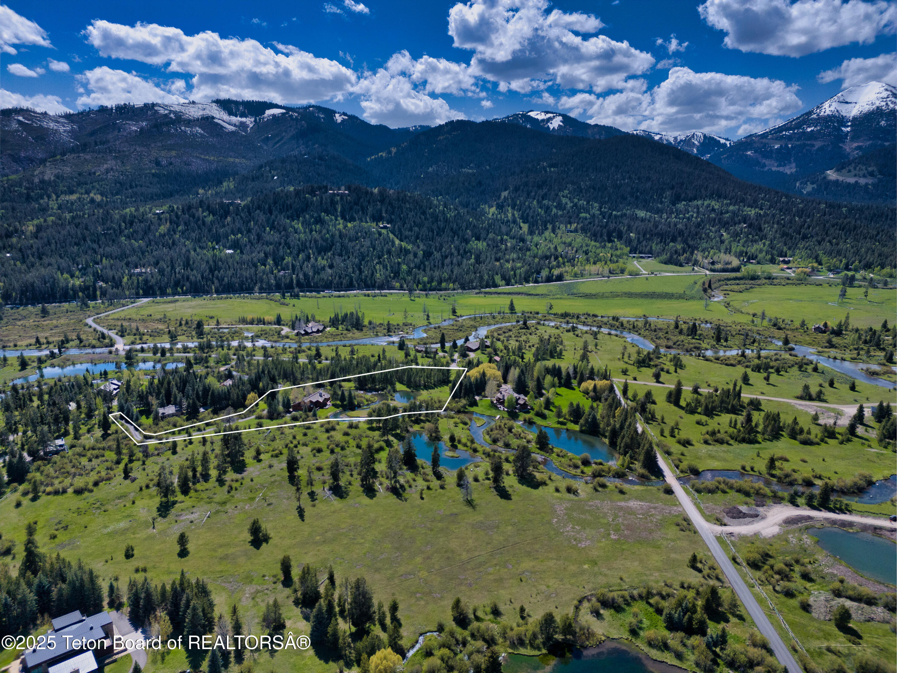 590 S SANDHILL CRANE Road