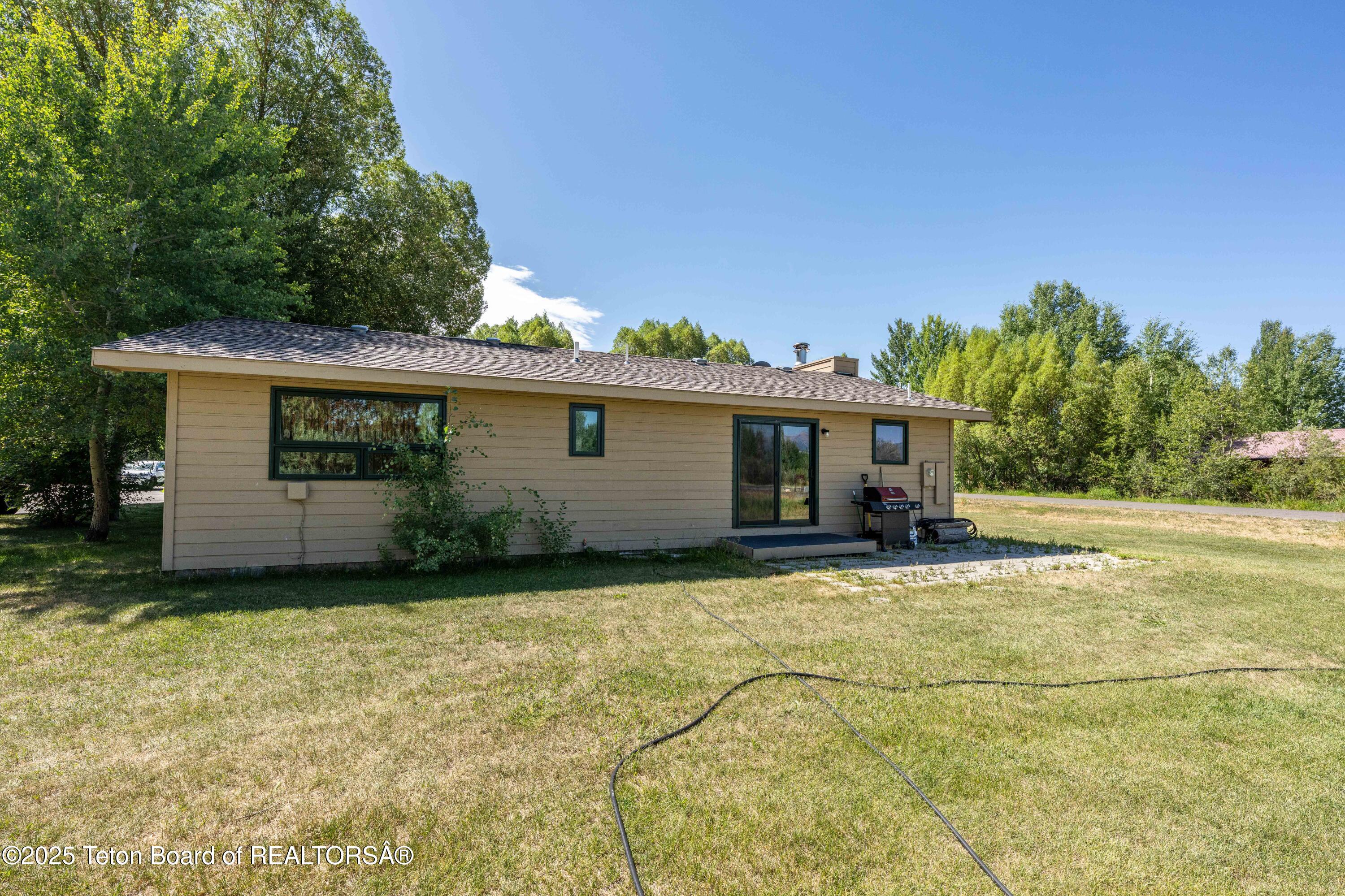 1275 W BULL RAKE Drive