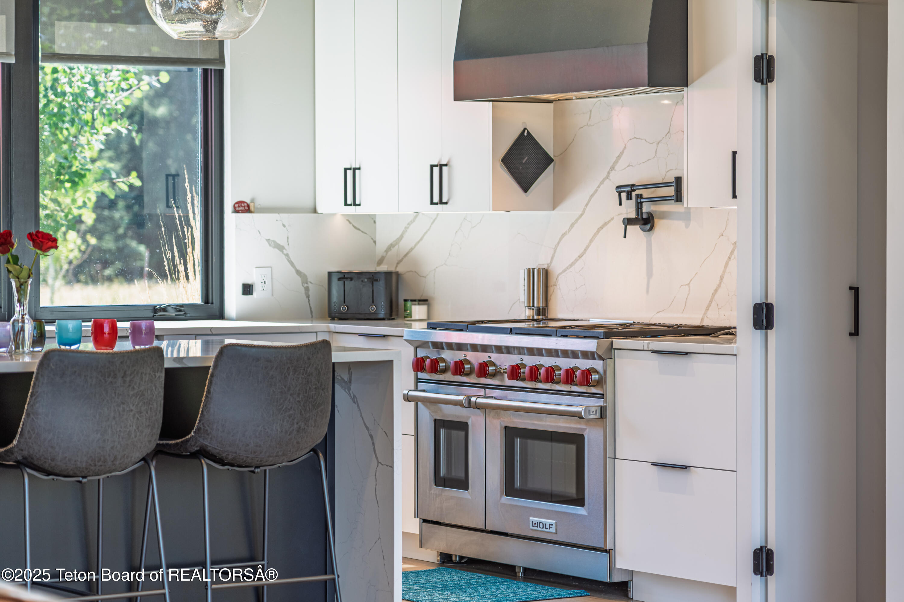 5825 N LARKSPUR Drive