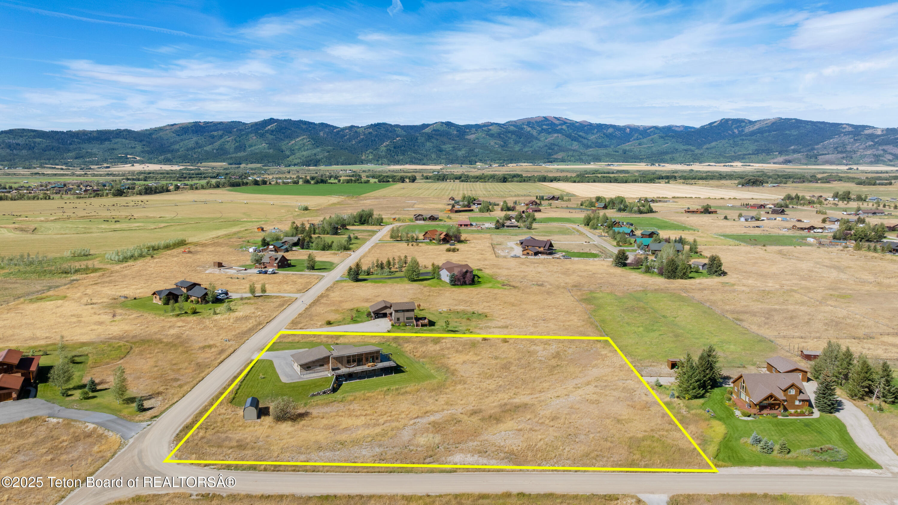 1410 RUNNING HORSE Trail