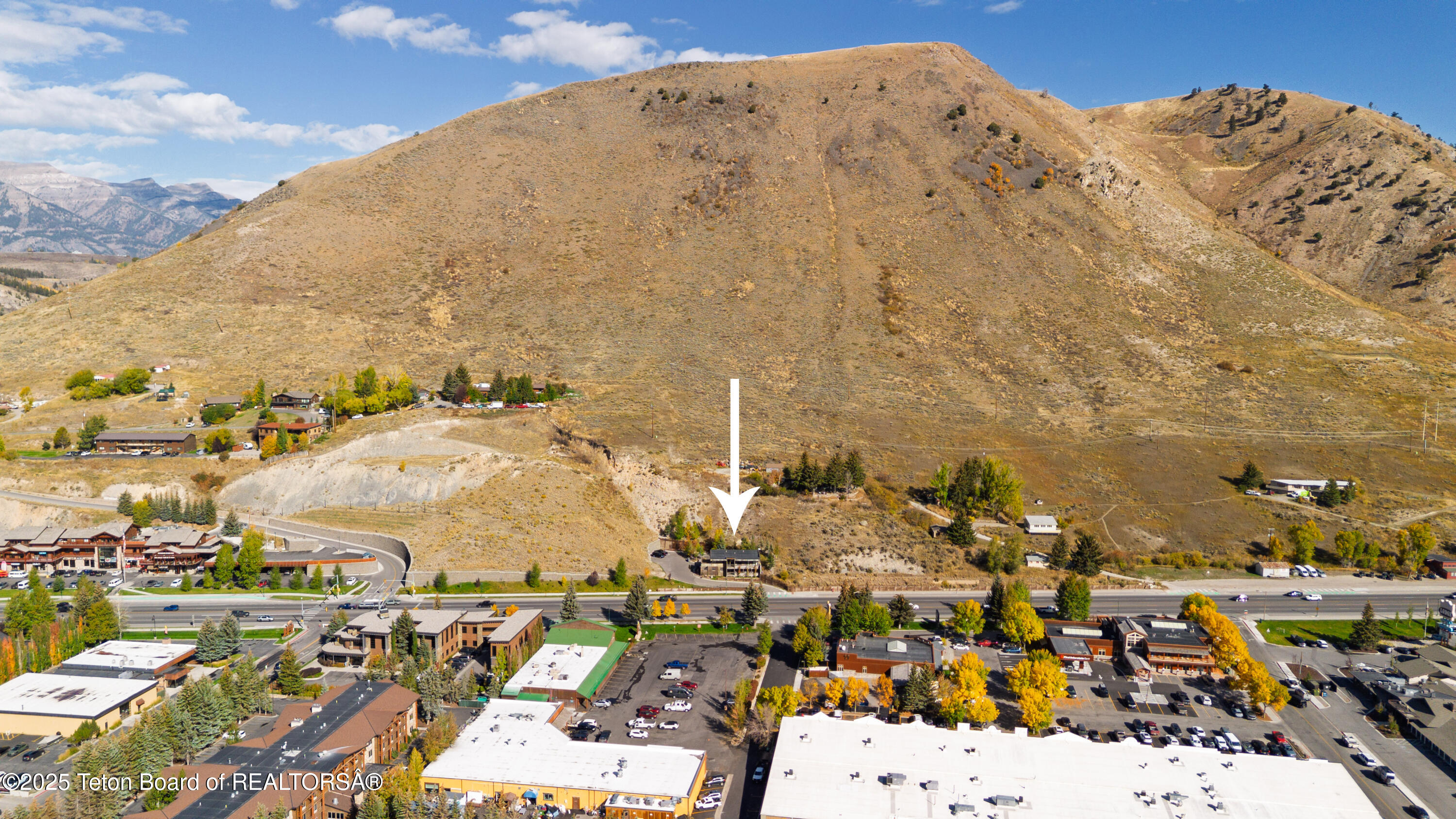 855 W BROADWAY Avenue