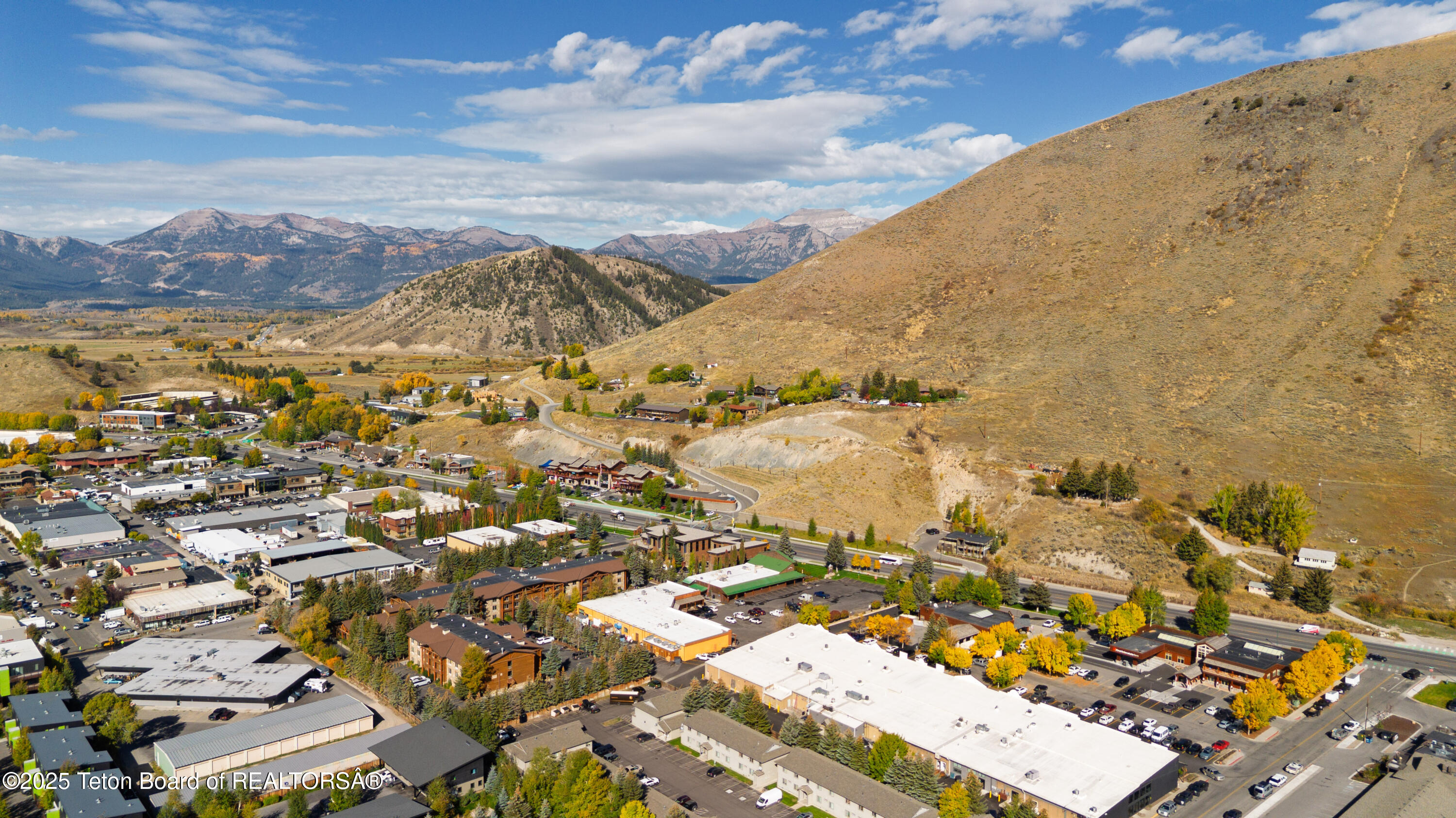 855 W BROADWAY Avenue