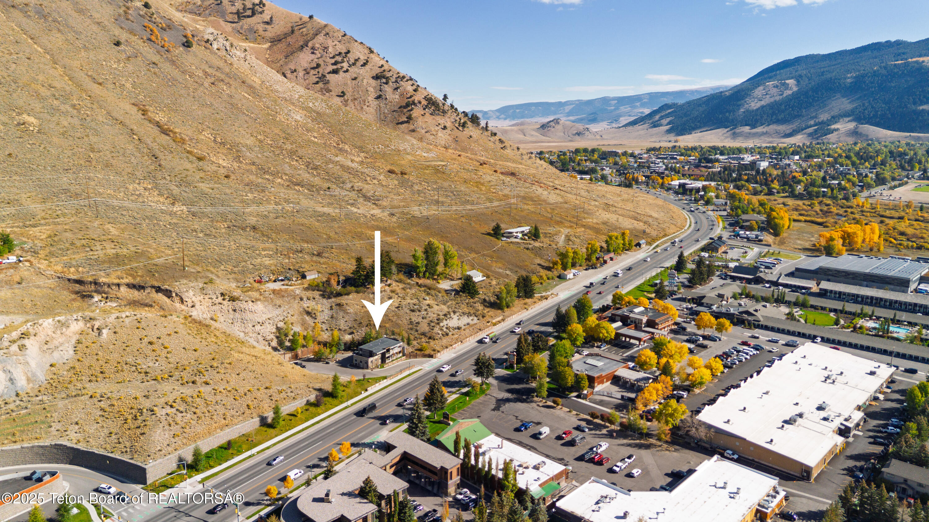 855 W BROADWAY Avenue