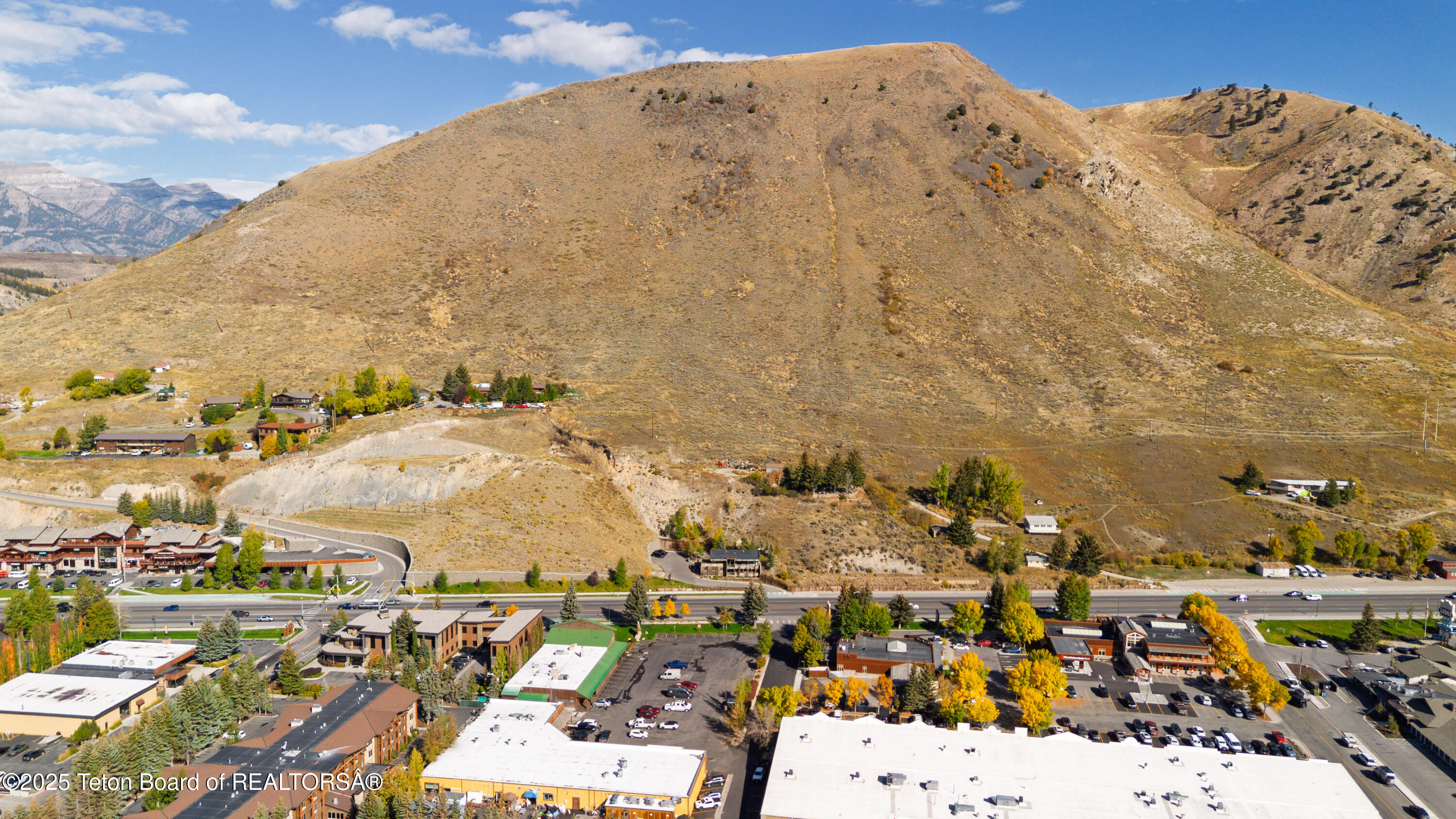 855 W BROADWAY Avenue