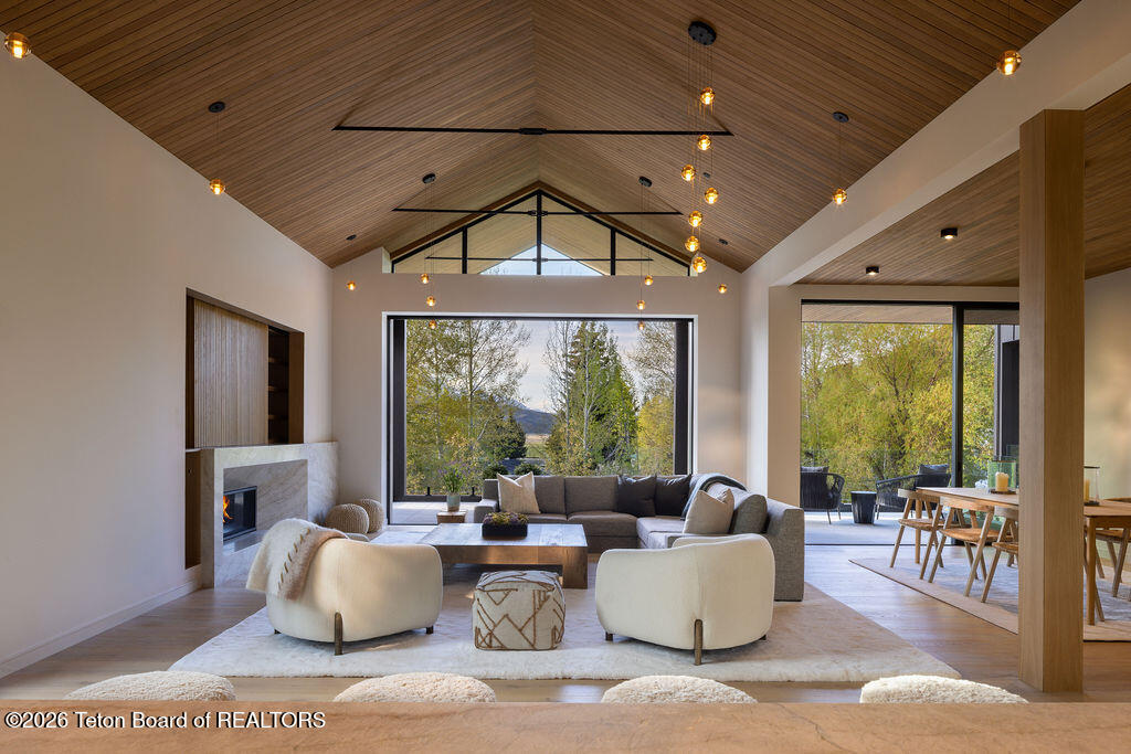 745 TETON LANDING Lane