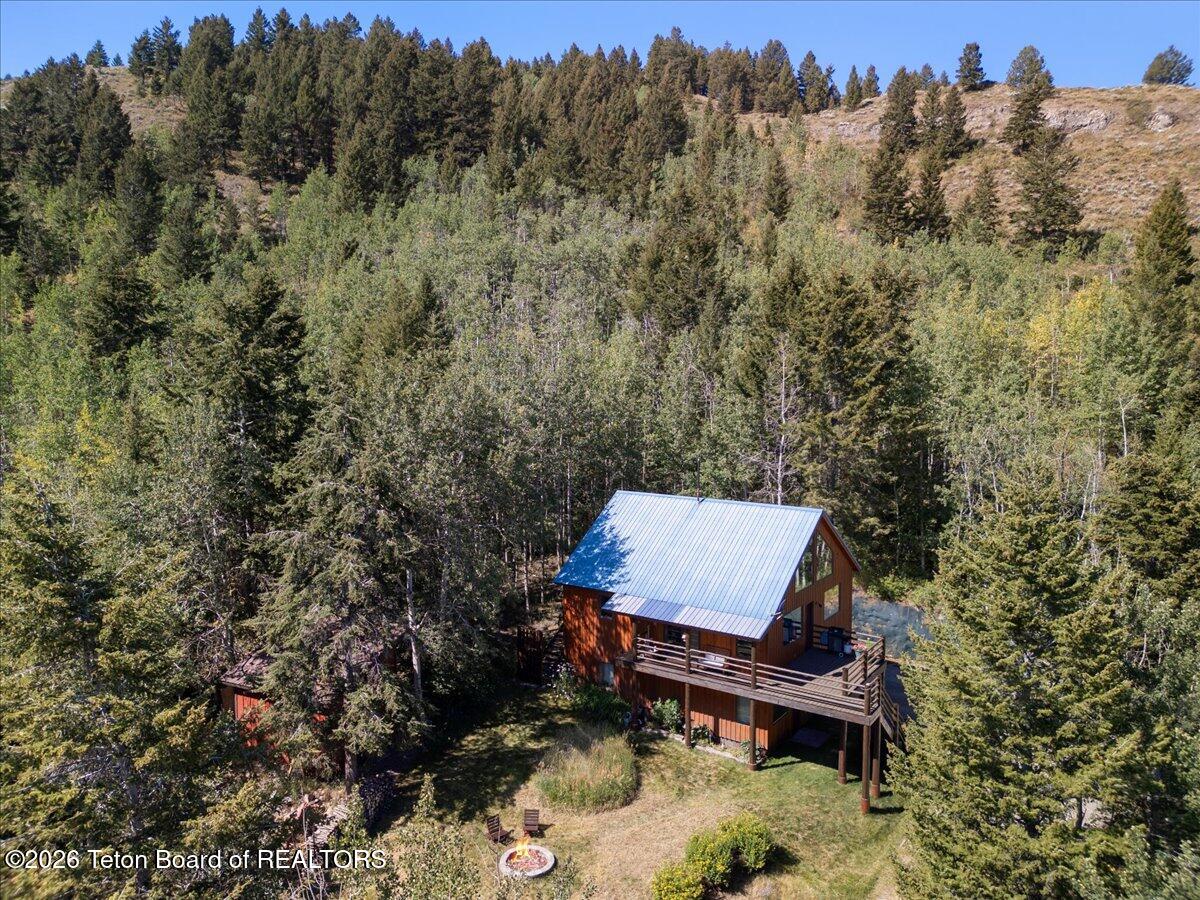 645 W SADDLE BUTTE Way