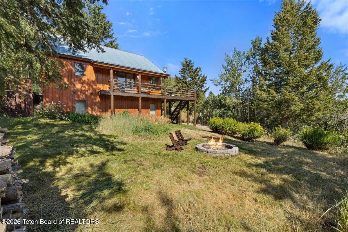 645 W SADDLE BUTTE Way
