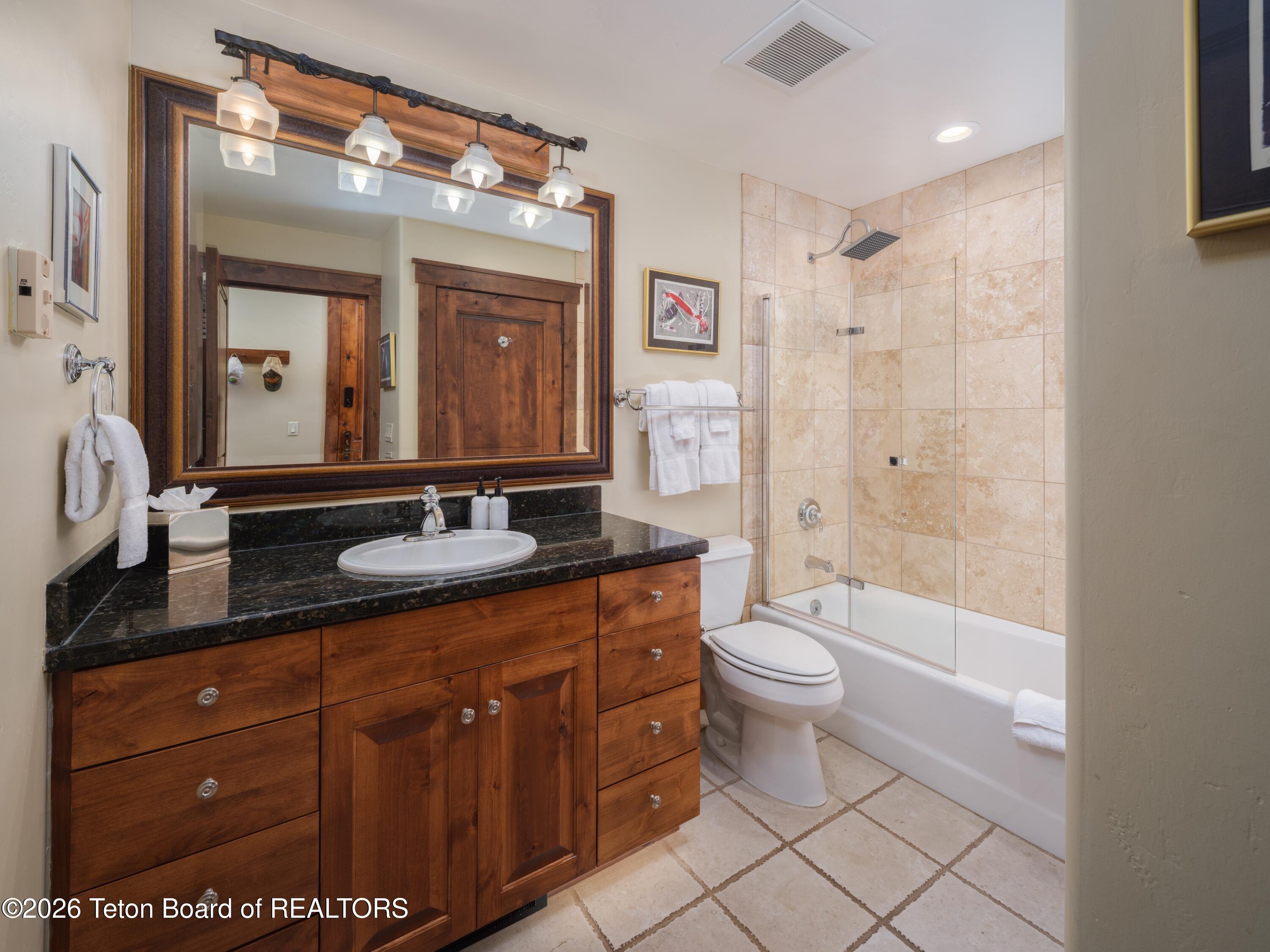 551 SNOW KING Road 512