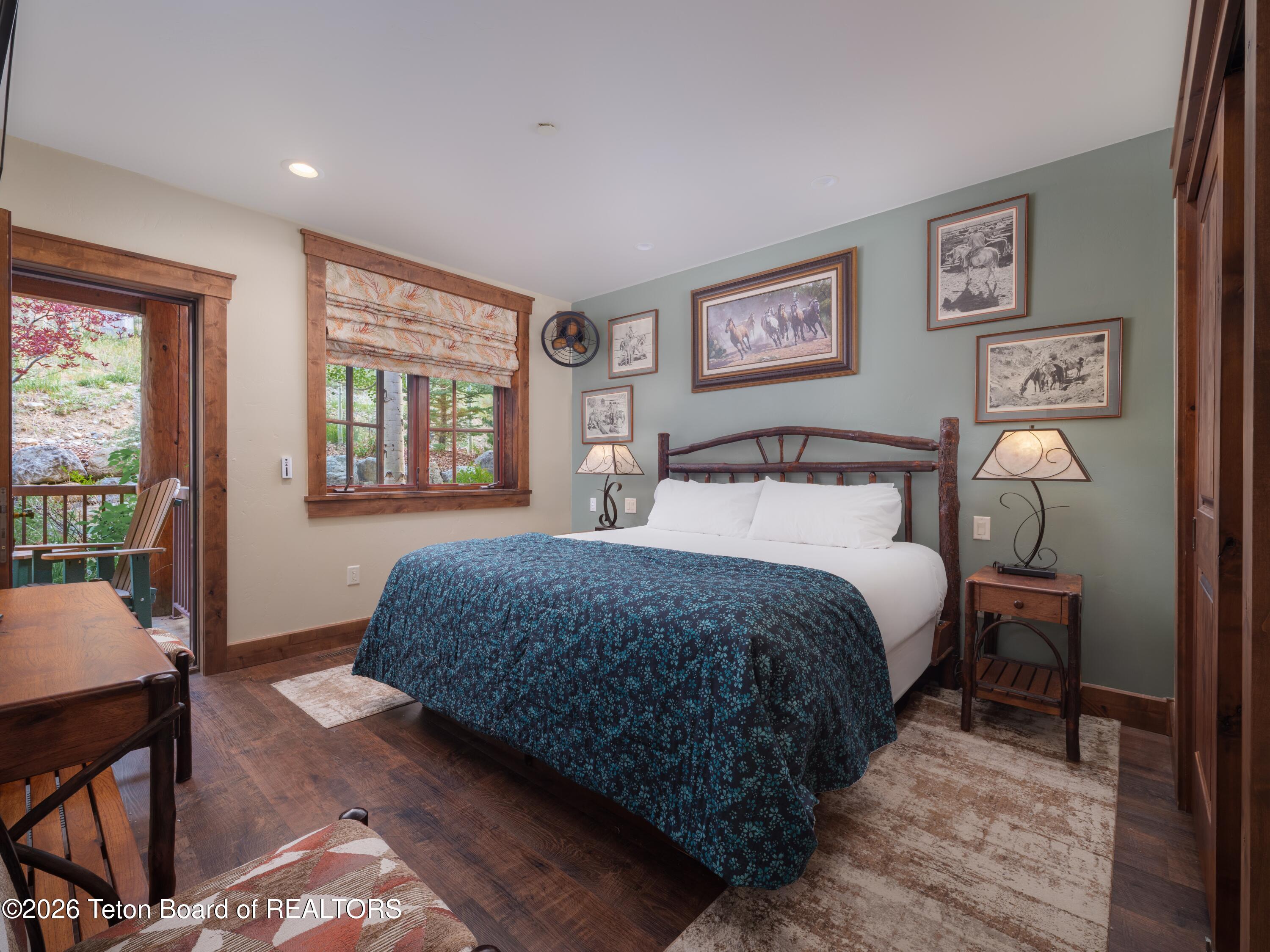 551 SNOW KING Road 512