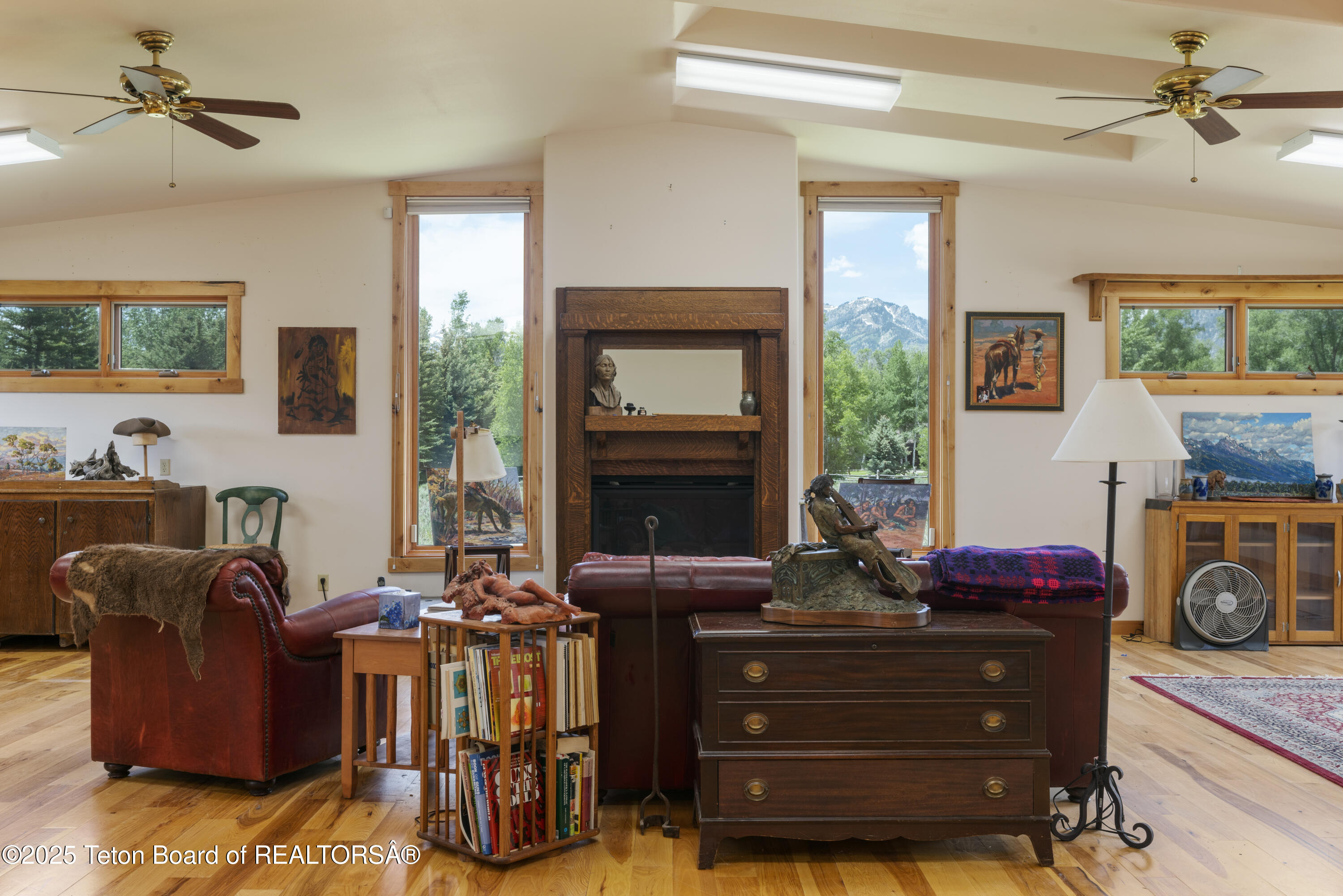 500 E SOLITUDE Drive