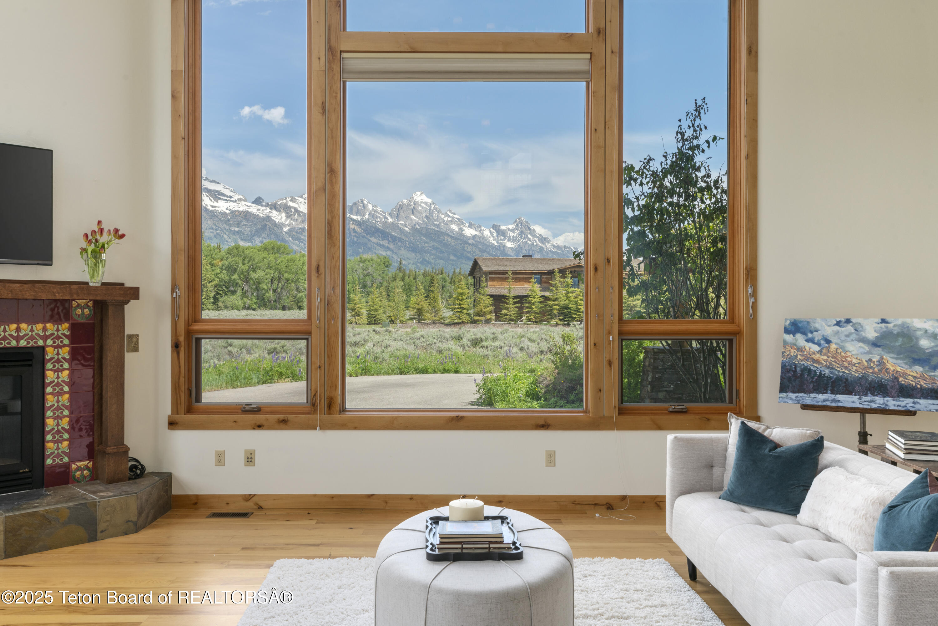 500 E SOLITUDE Drive