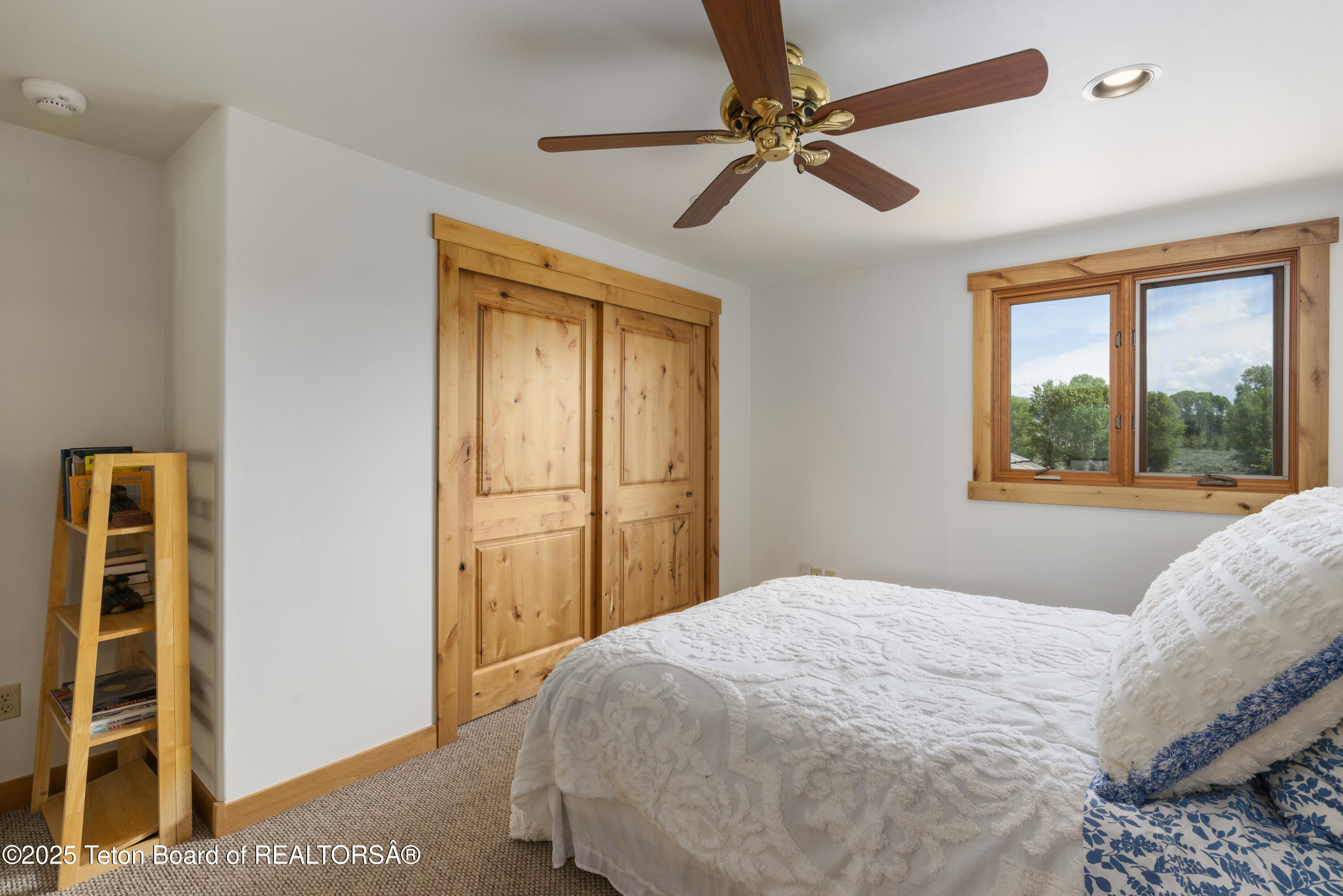 500 E SOLITUDE Drive