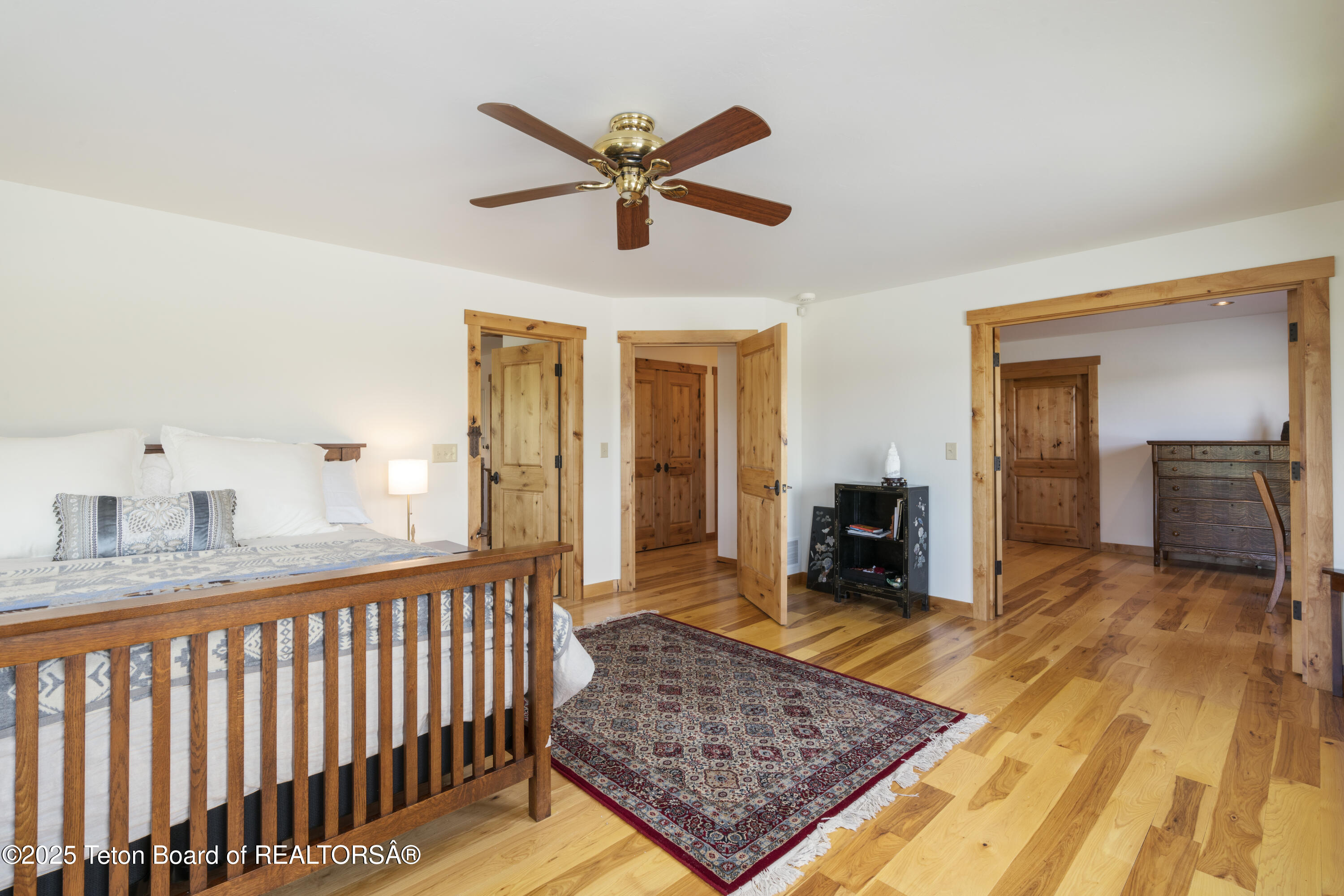 500 E SOLITUDE Drive