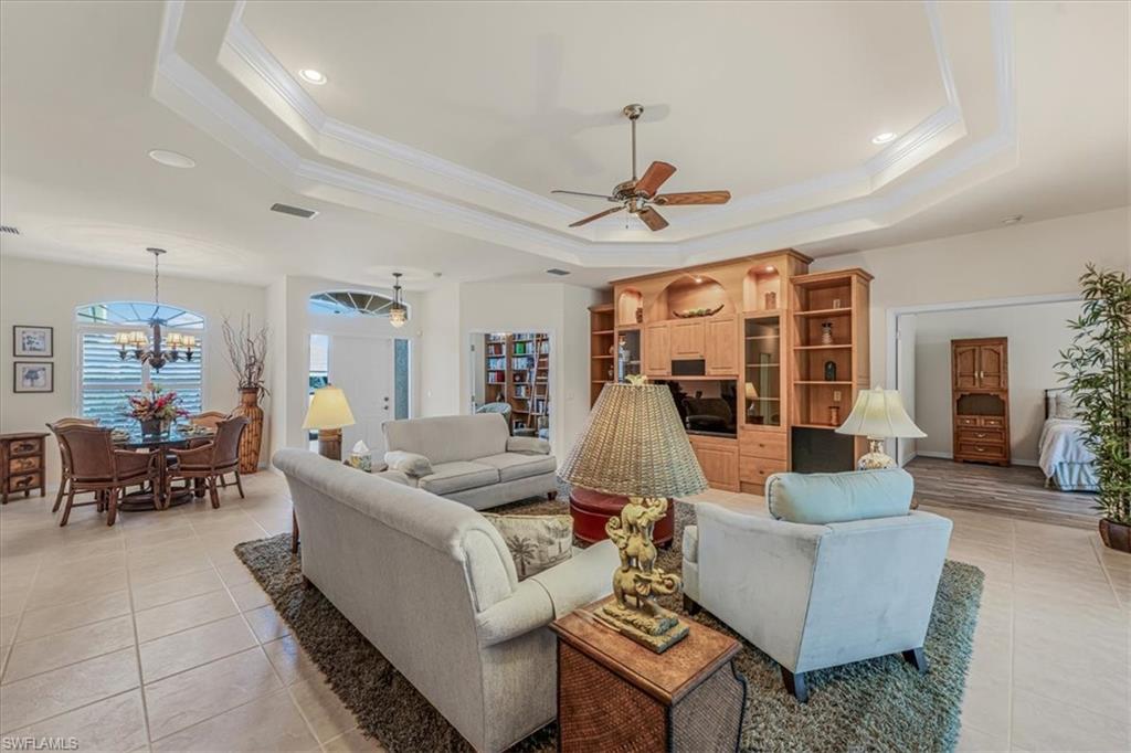 9792 Alhambra LN